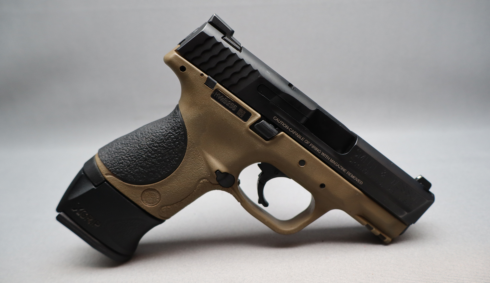 Image of Smith & Wesson ~ M&P9C ~ 9mm Luger