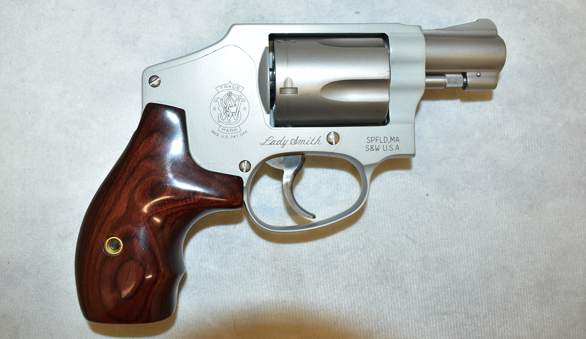 Image of Smith & Wesson ~ Lady Smith ~ .38 Spl+P