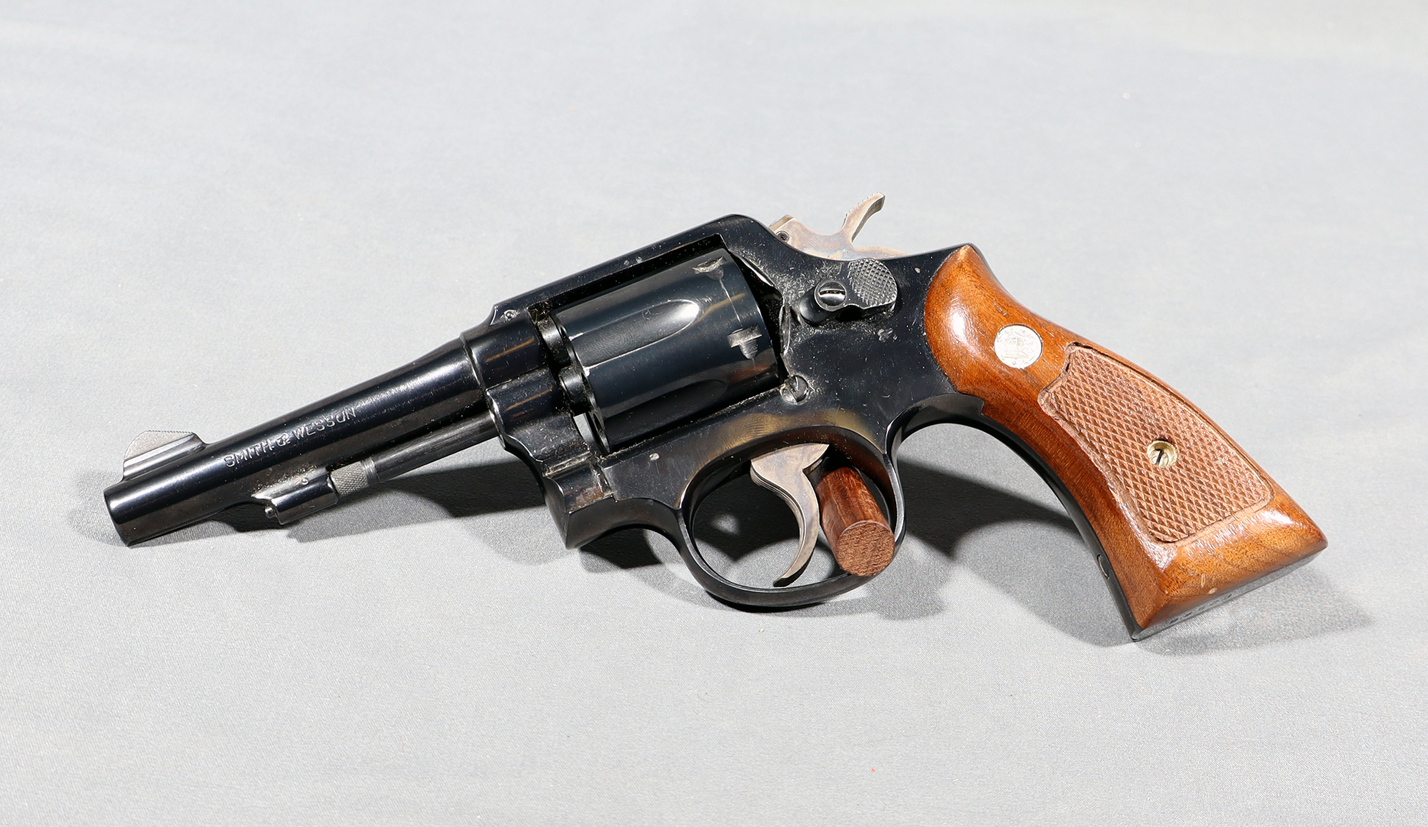 Smith & Wesson ~ 10-5 ~ .38 S&W Special - Bass Pro Shops