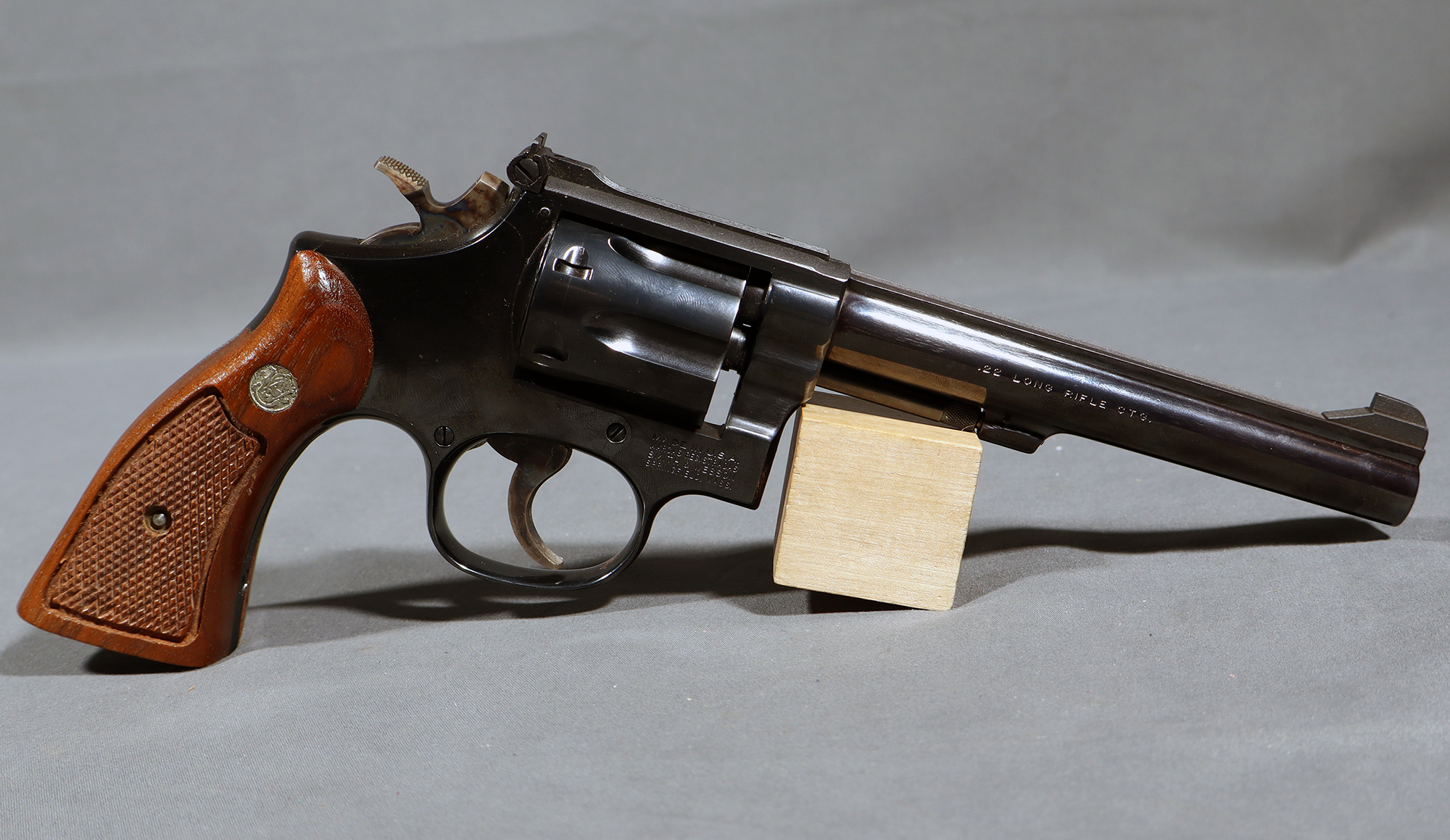 Image of Smith & Wesson ~ 17-4 ~ .22 Long rifle