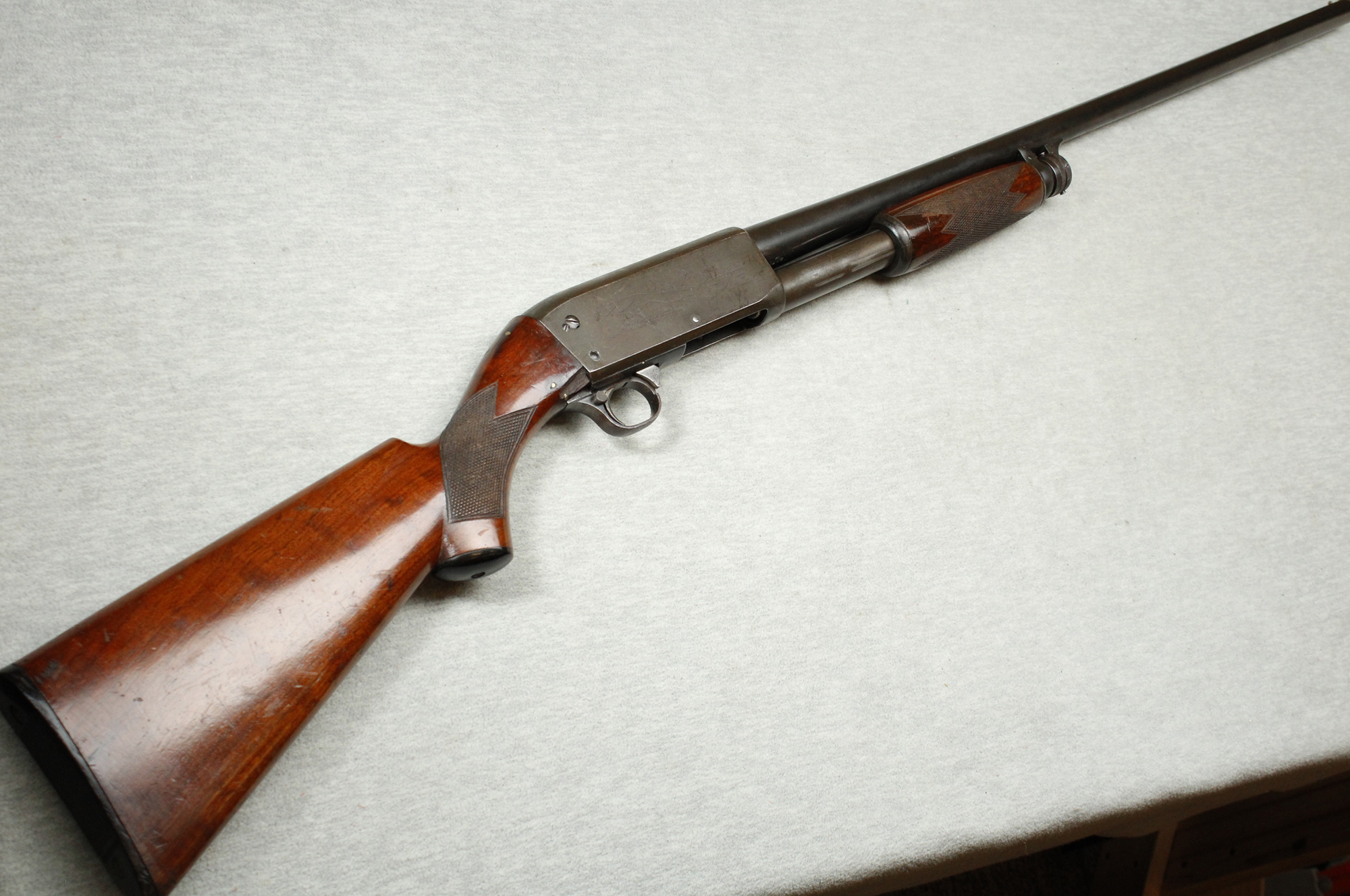 ++ITHACA GUN COMPANY 37 12 GAUGE - Ithaca