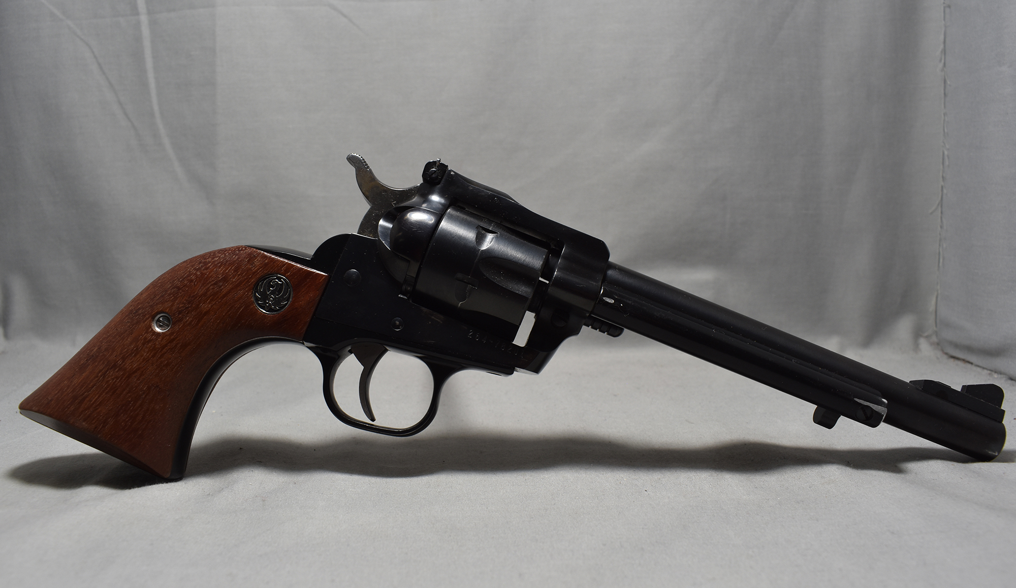 ++RUGER NEW MODEL SINGLE-SIX .22 - Ruger