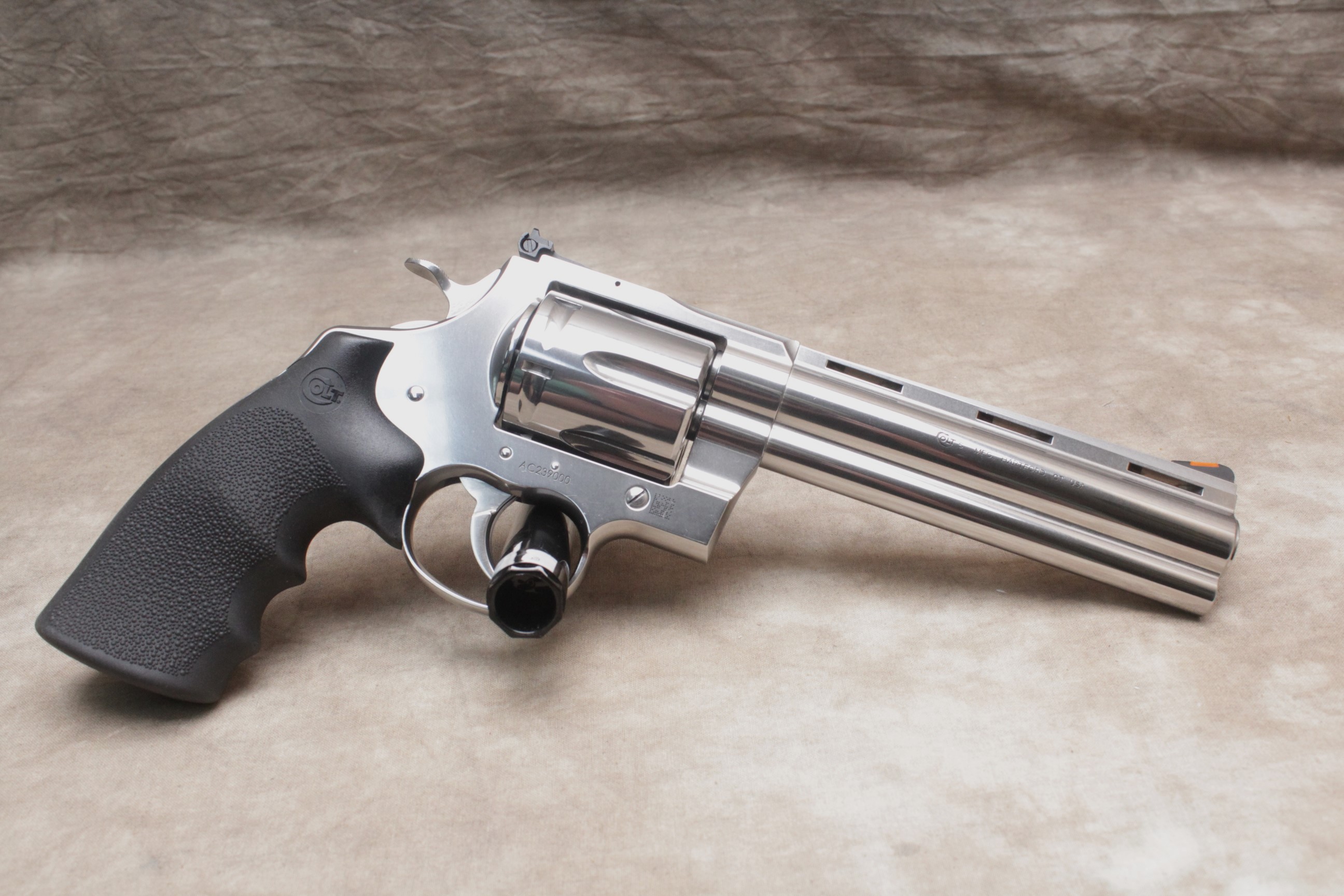 ++COLT ANACONDA .44 REMINGTON MA - Colt