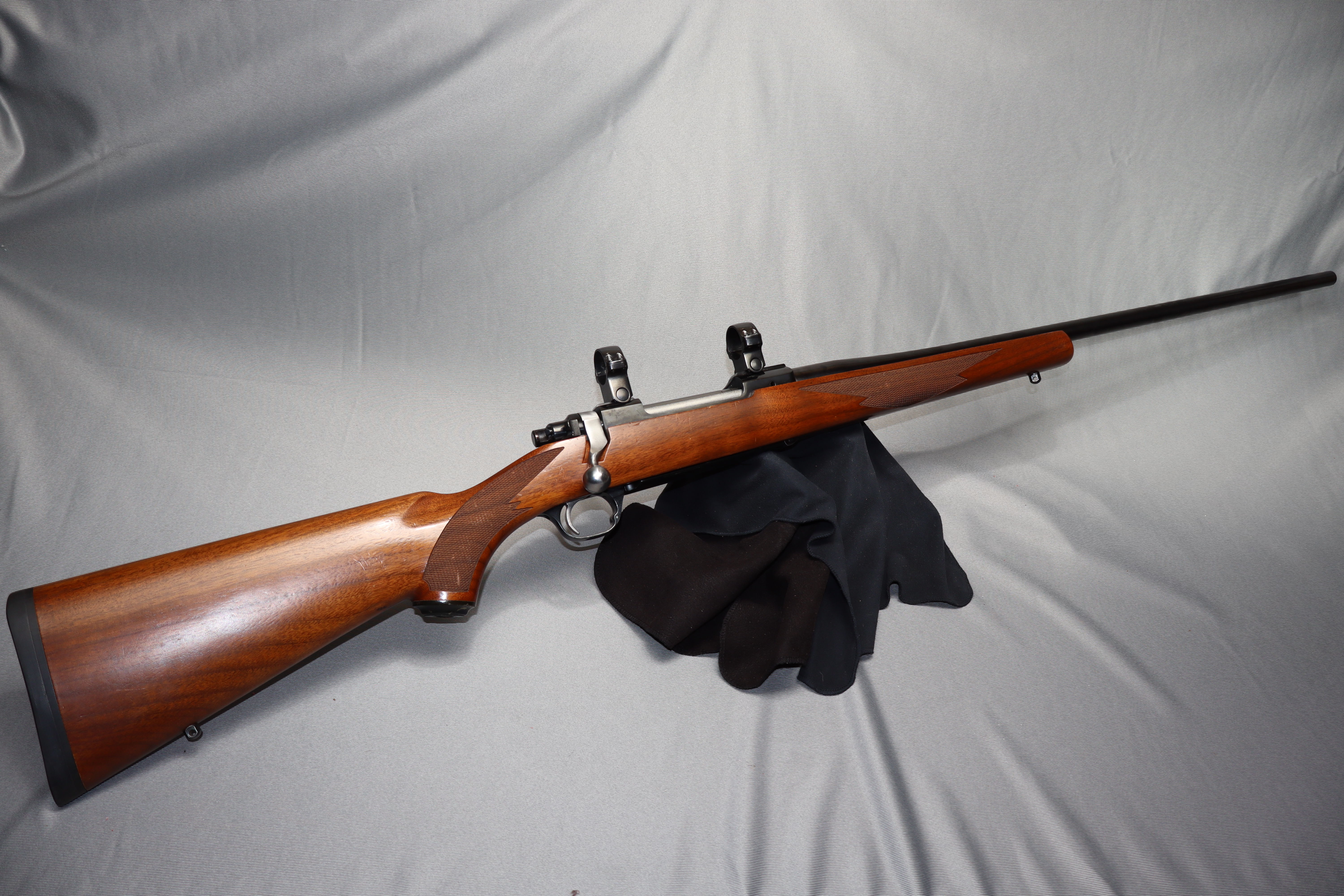 ++RUGER M77 7MM REMINGTON MAGNUM - Ruger