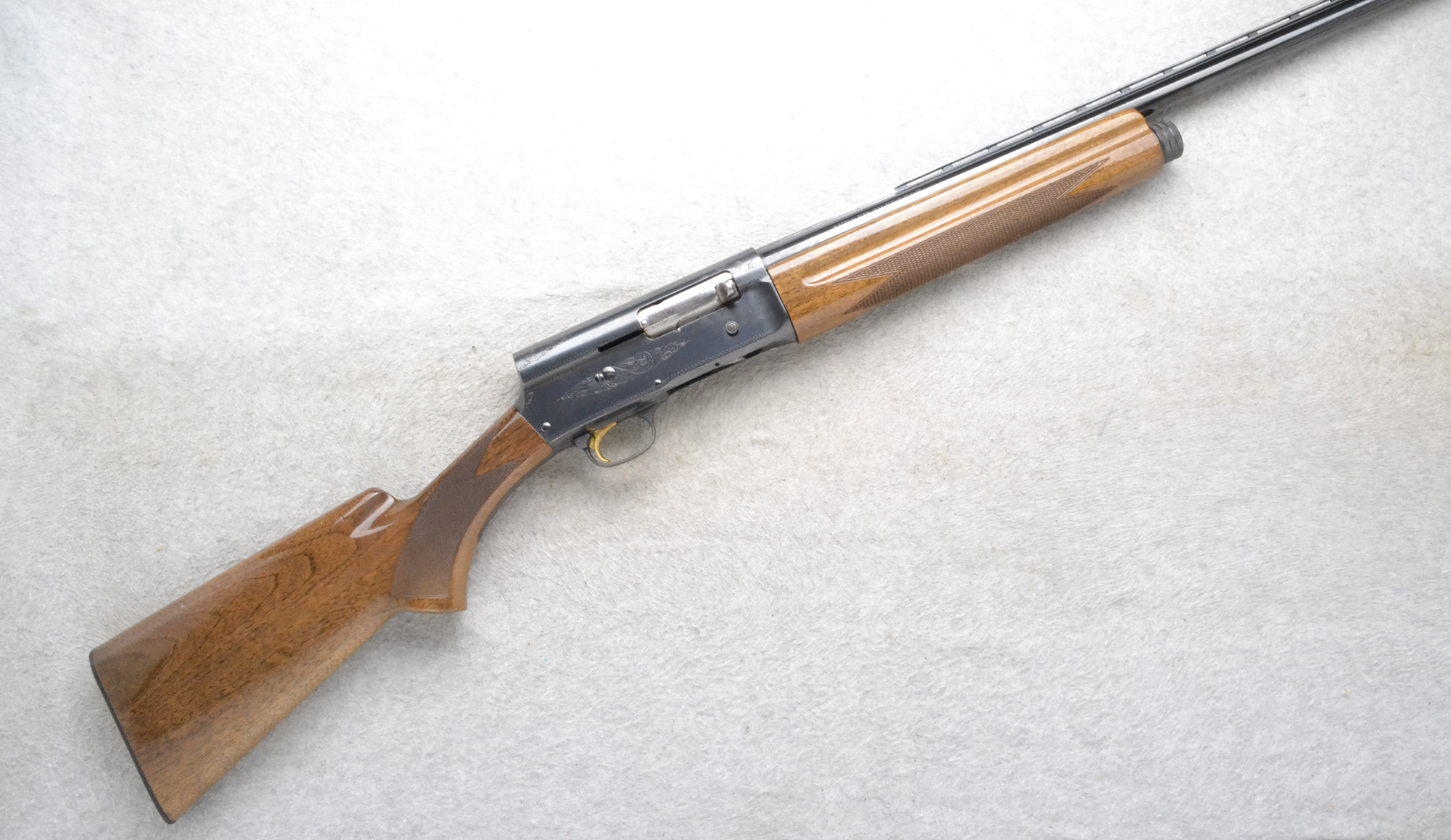 ++BROWNING LIGHT TWELVE 12 GAUGE - Browning