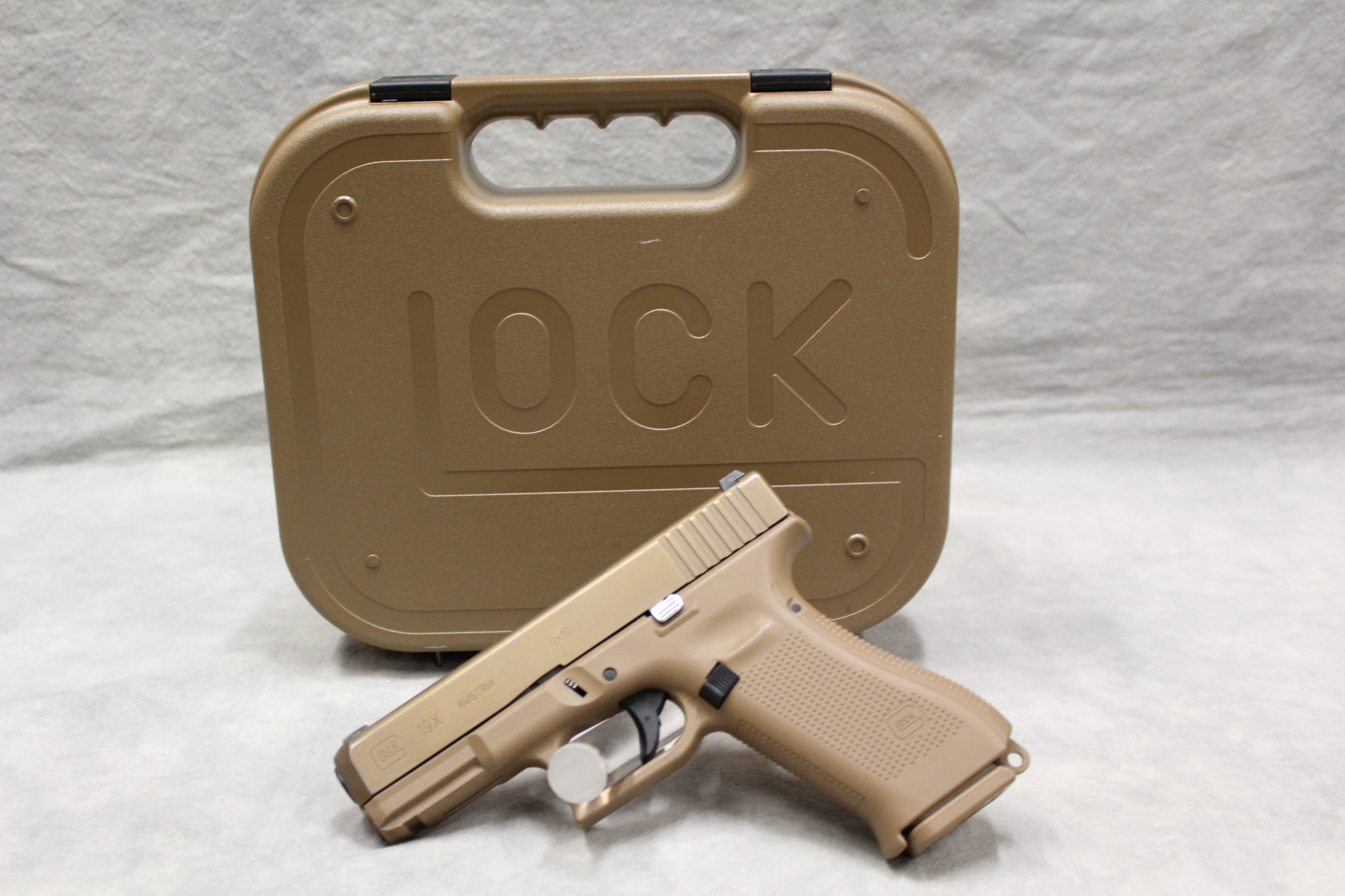 Glock 19x ~9mm Luger~