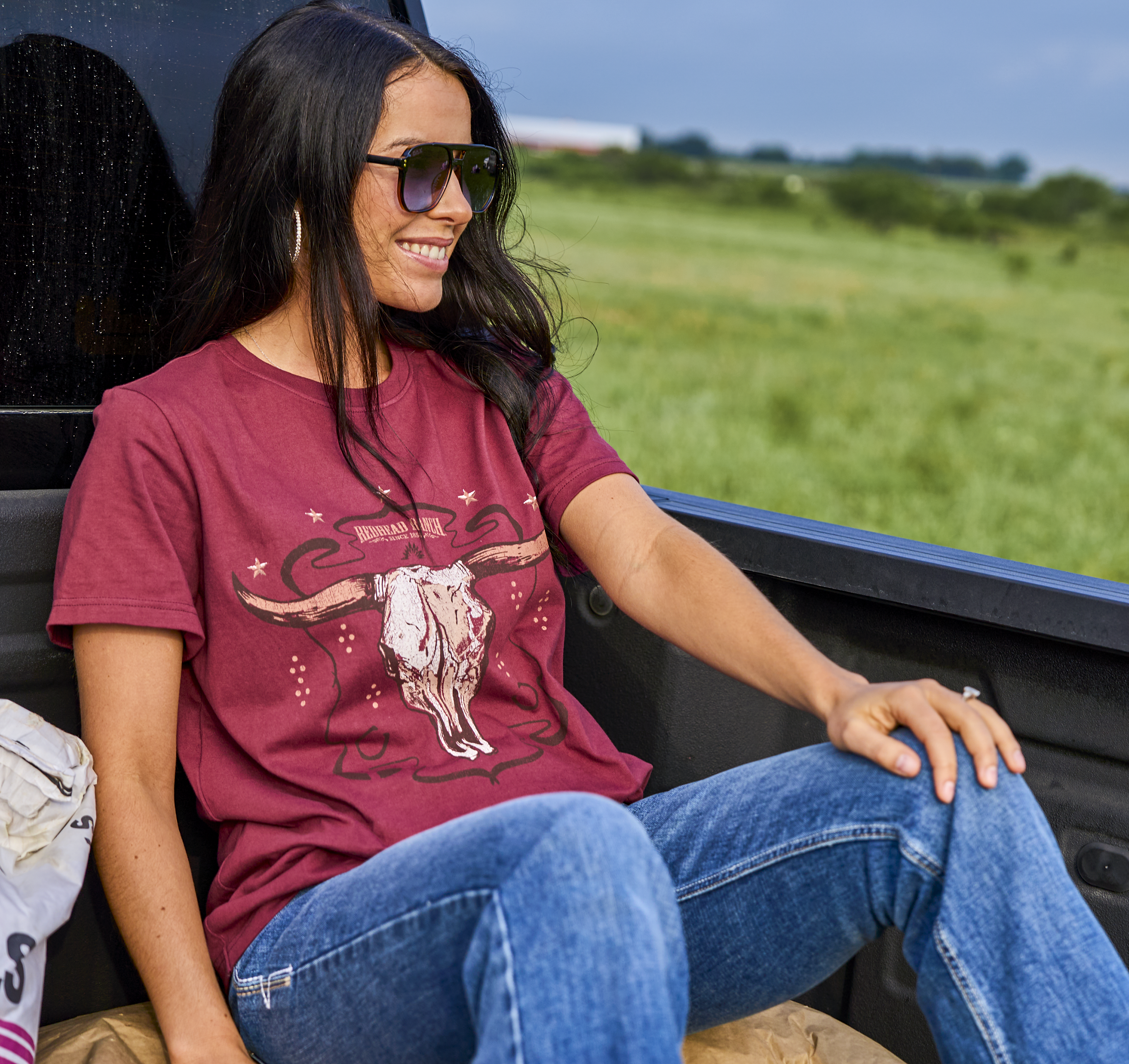 Image of RedHead Ranch Classic Fit Cow Skull Graphic Short-Sleeve T-Shirt - Burgundy