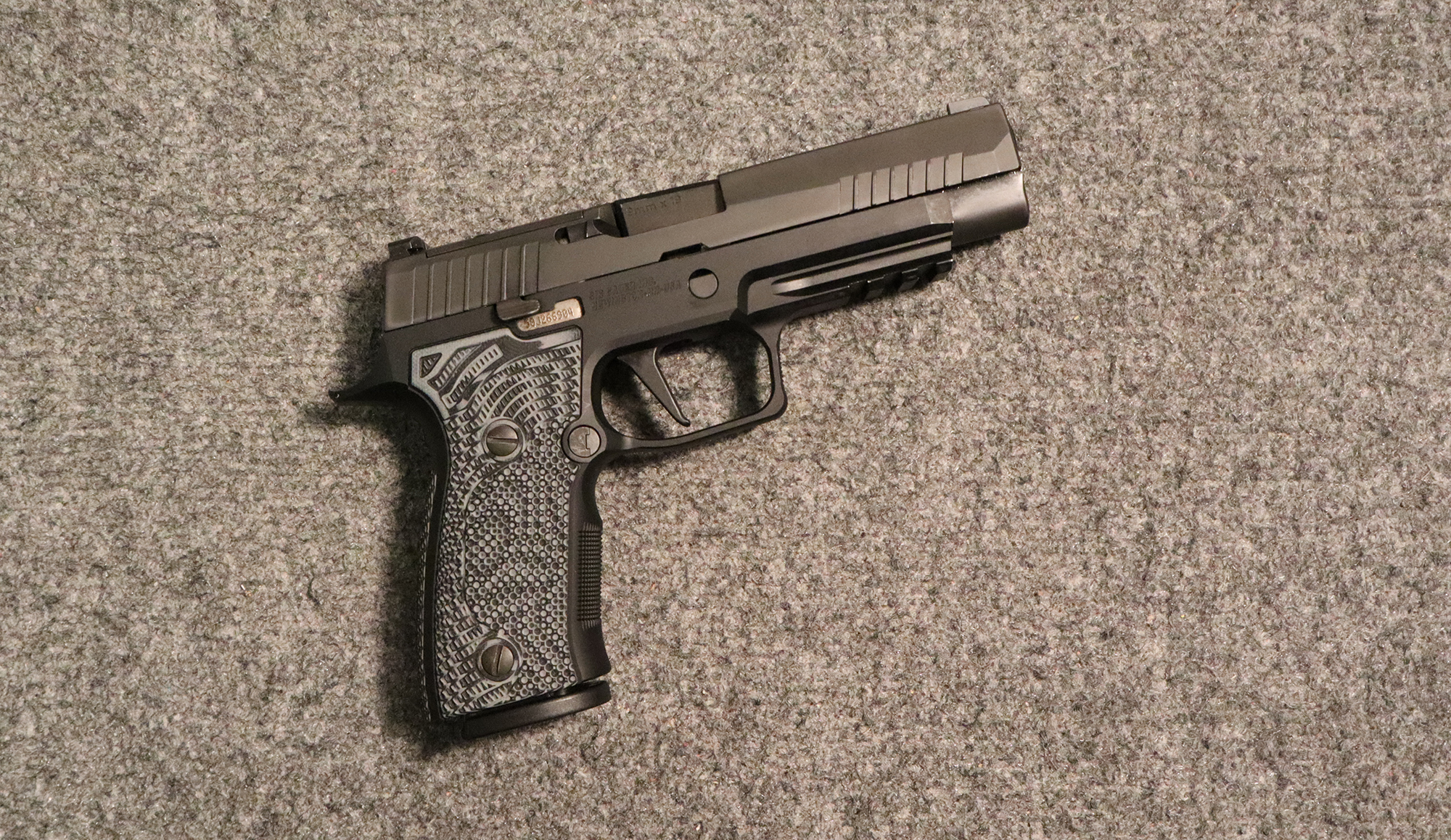 Image of Sig Sauer P320 AXG - 9mm Luger