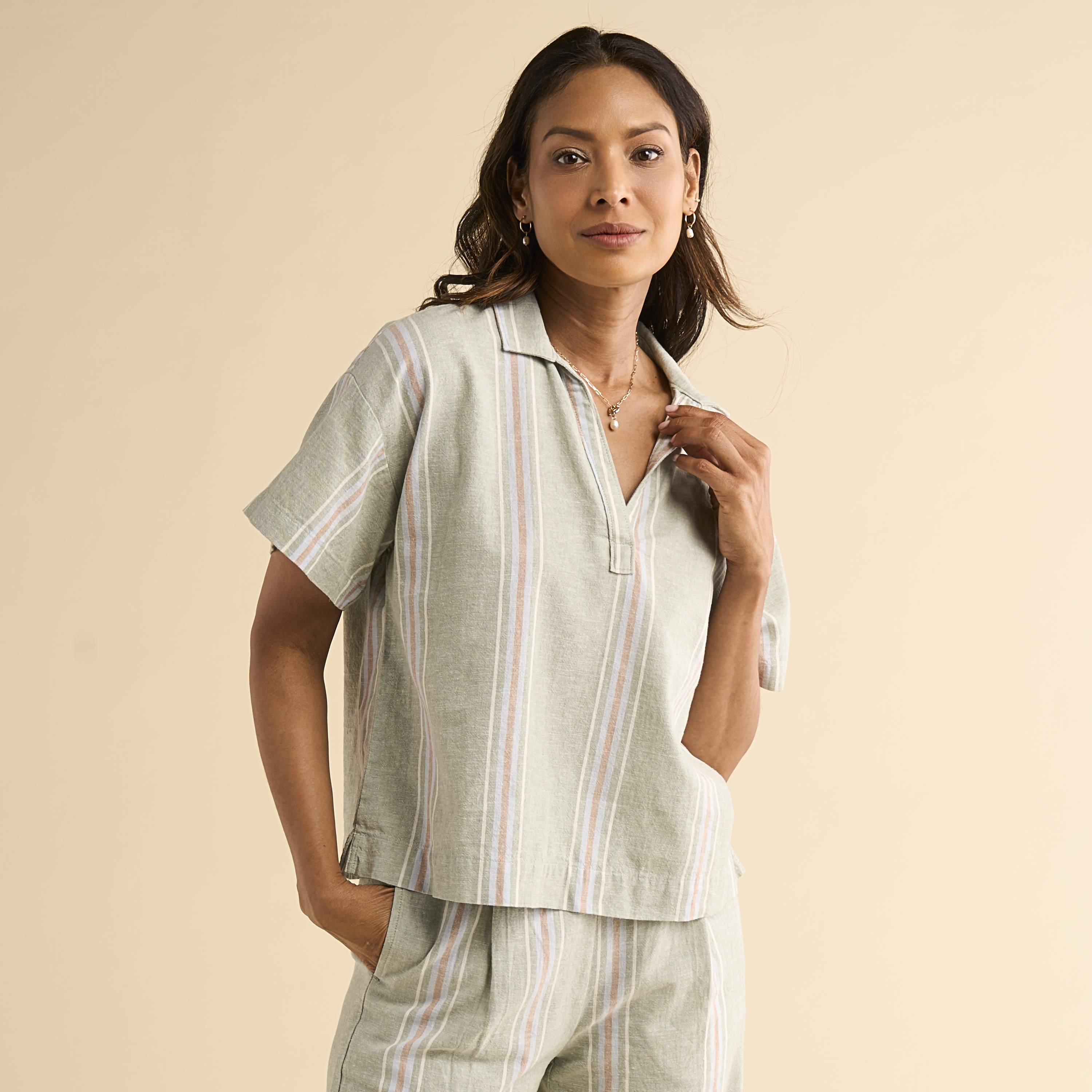 Image of Natural Reflections Stripe Resort Short-Sleeve Shirt - Iceberg Green Stripe