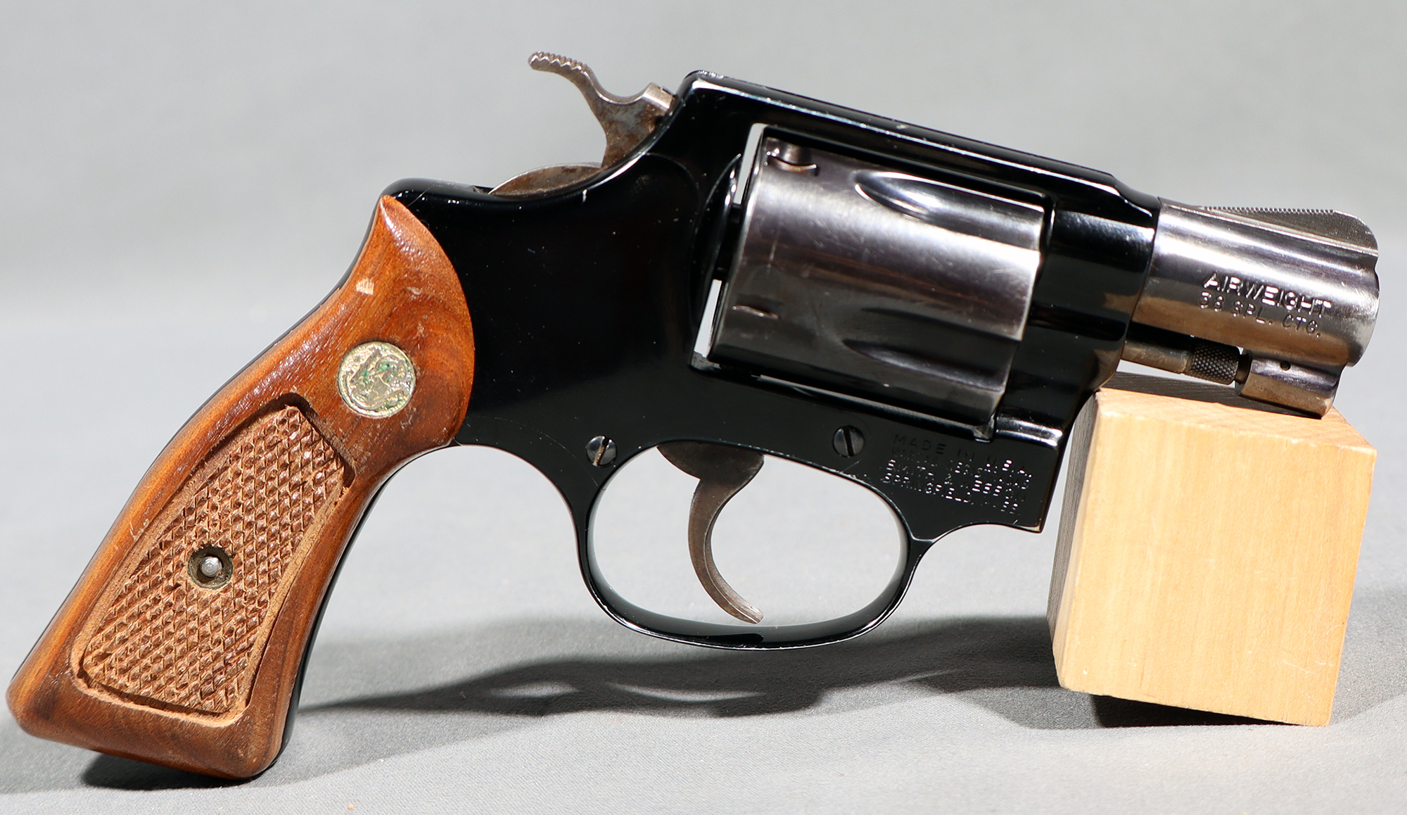 Image of Smith & Wesson ~ 37 ~ .38 Special