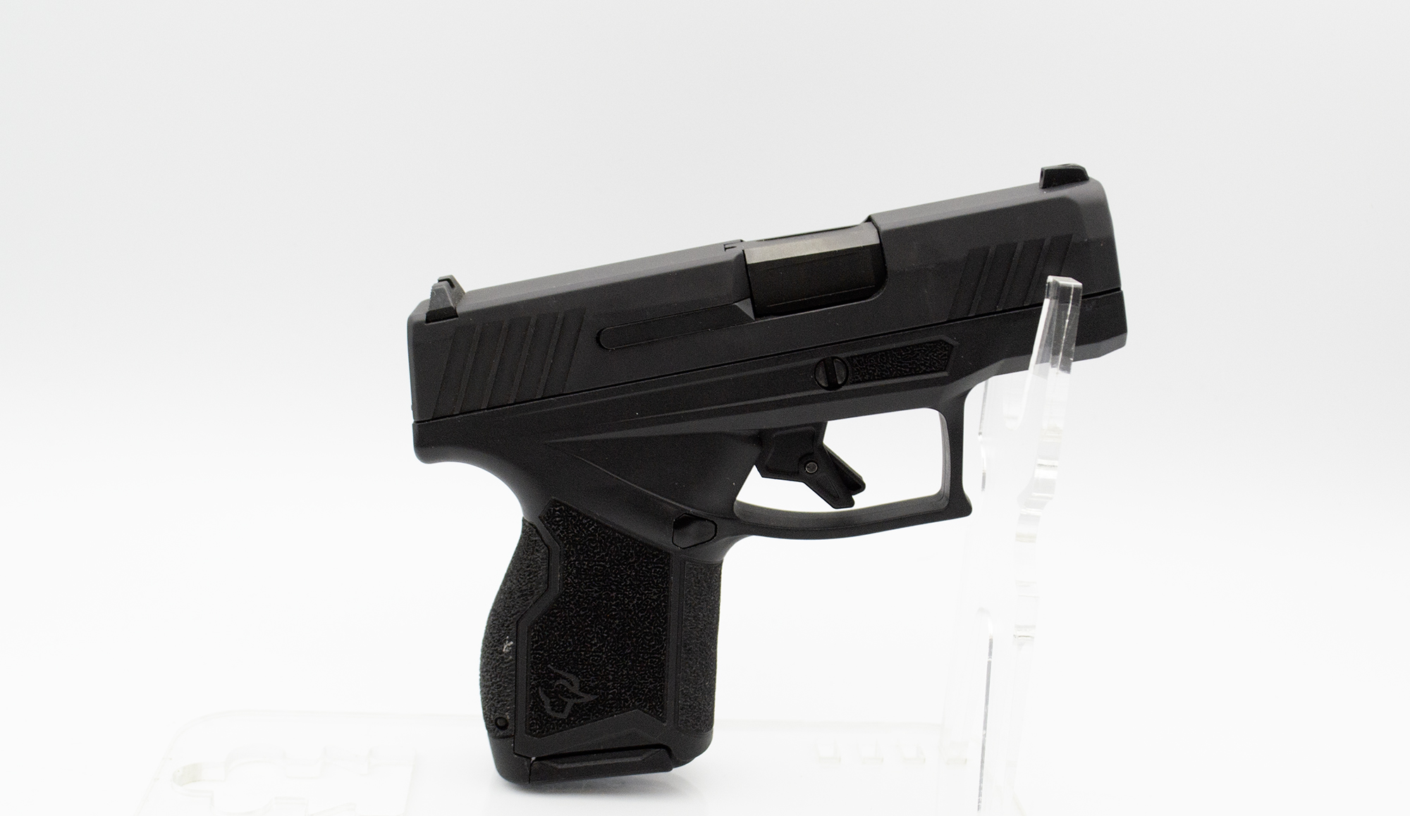 Taurus~GX4~9mm Luger