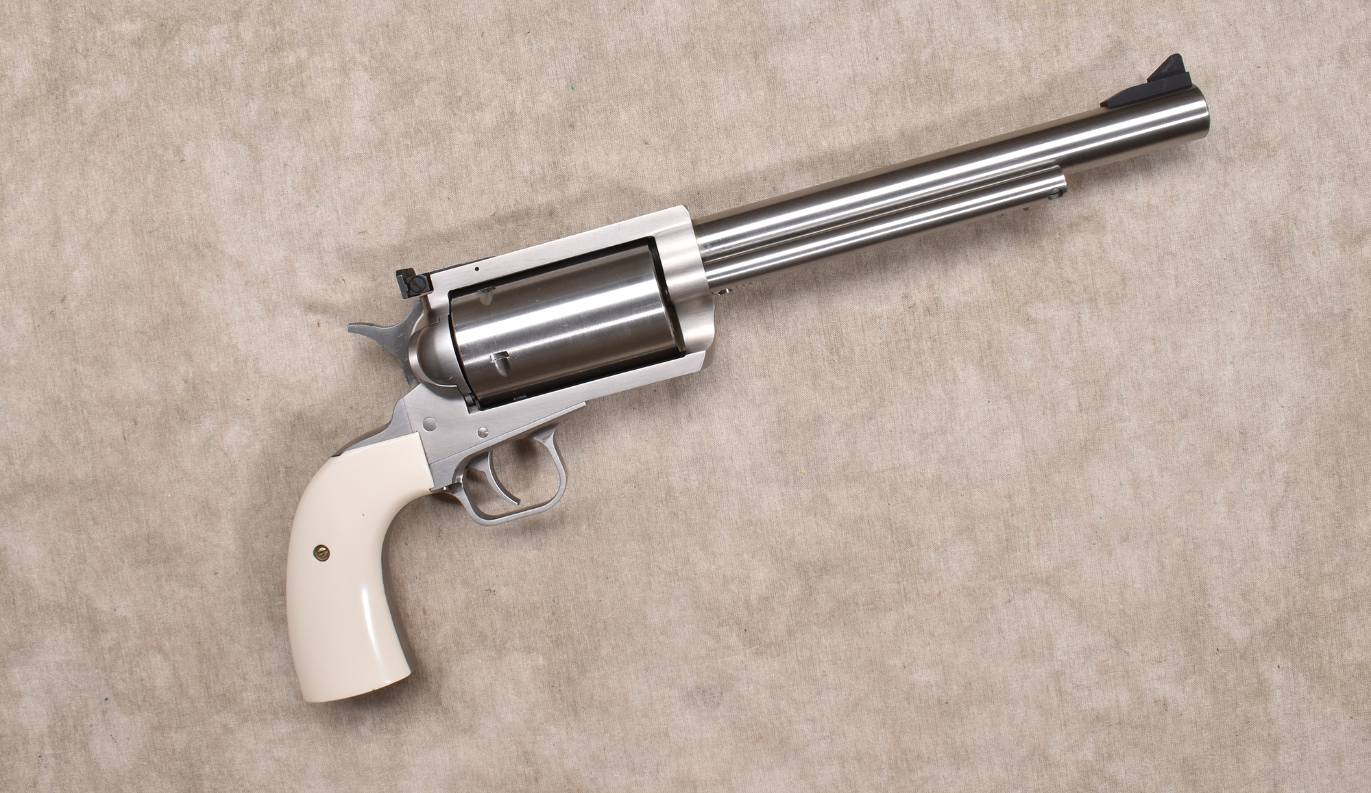 Image of MAGNUM RESEARCH ~ BFR ~ .30-30 WIN