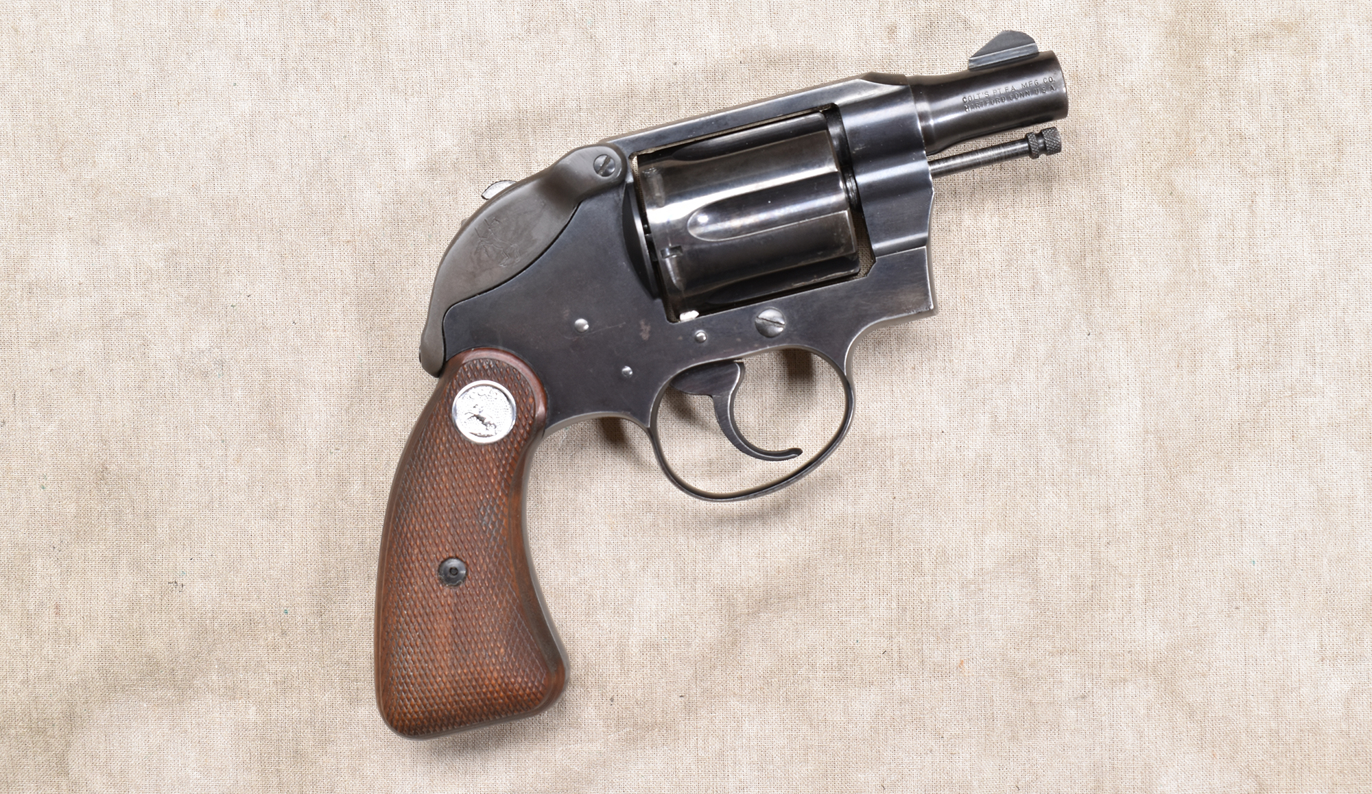 Image of COLT ~ DETECTIVE SPECIAL ~ .38 S&W SPECIAL