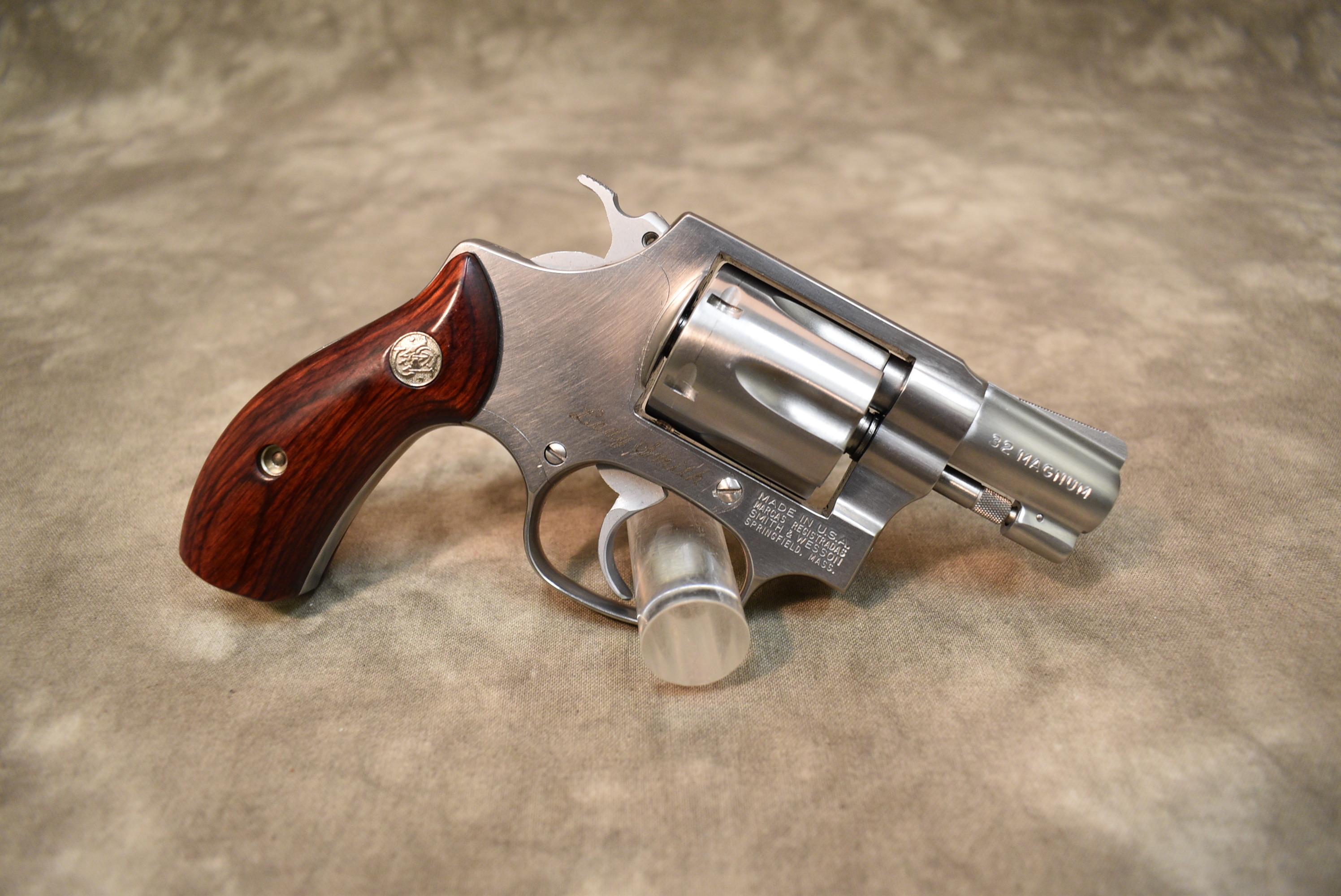 Image of ++SMITH & WESSON 631 LADYSMITH .