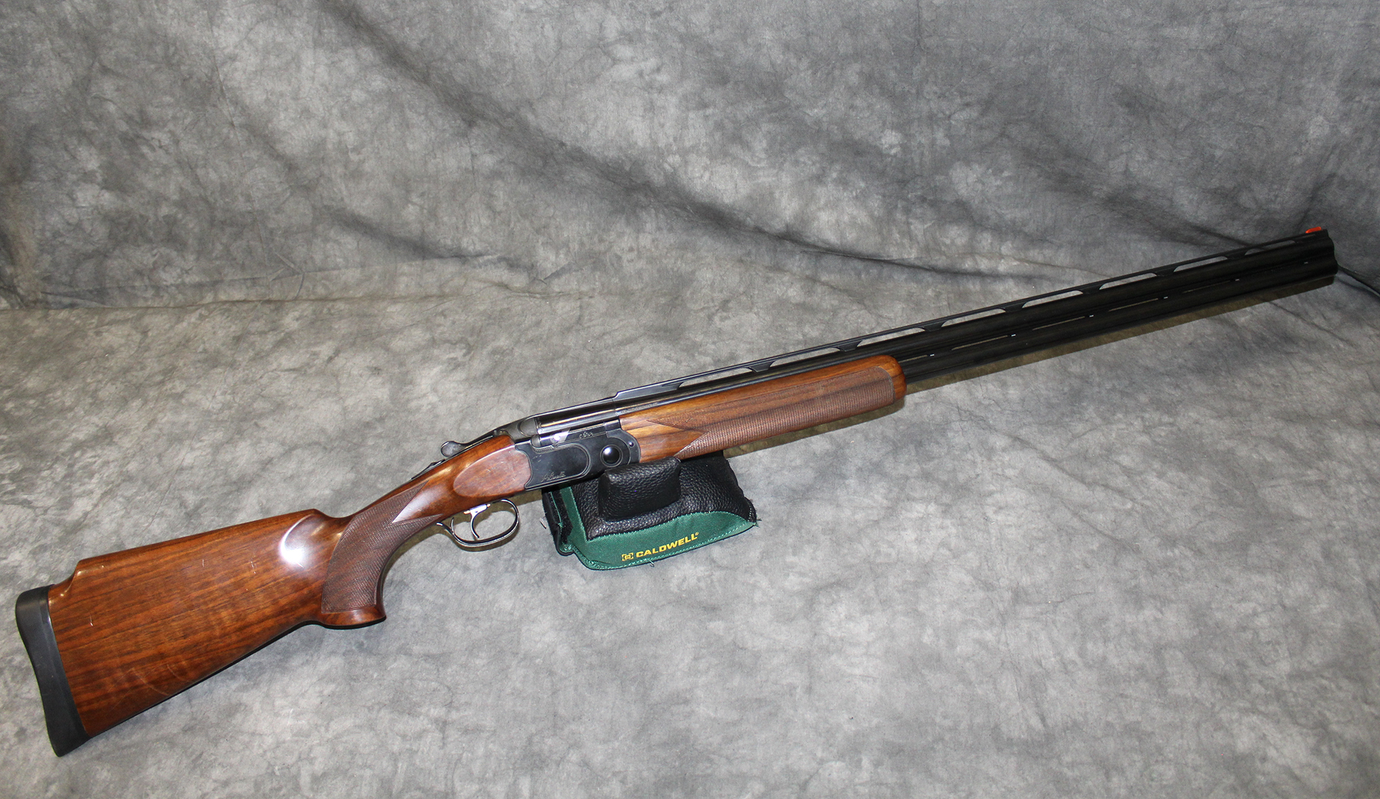 Image of Beretta ~ S682X ~ 12 Gauge