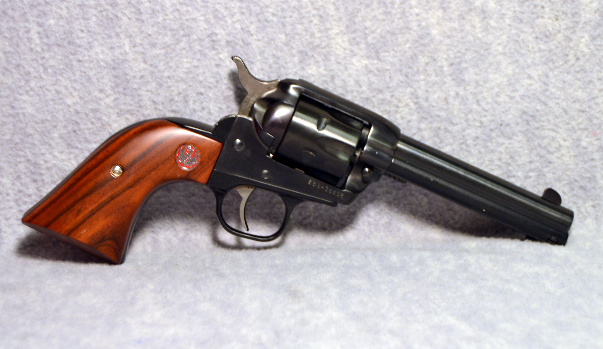 ++RUGER NEW MODEL SINGLE-SIX .22 - Ruger