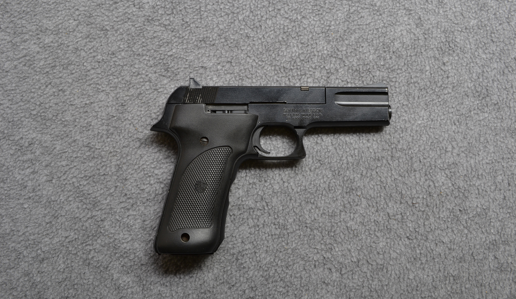 Smith & Wesson~422~.22 LR. - Bass Pro Shops