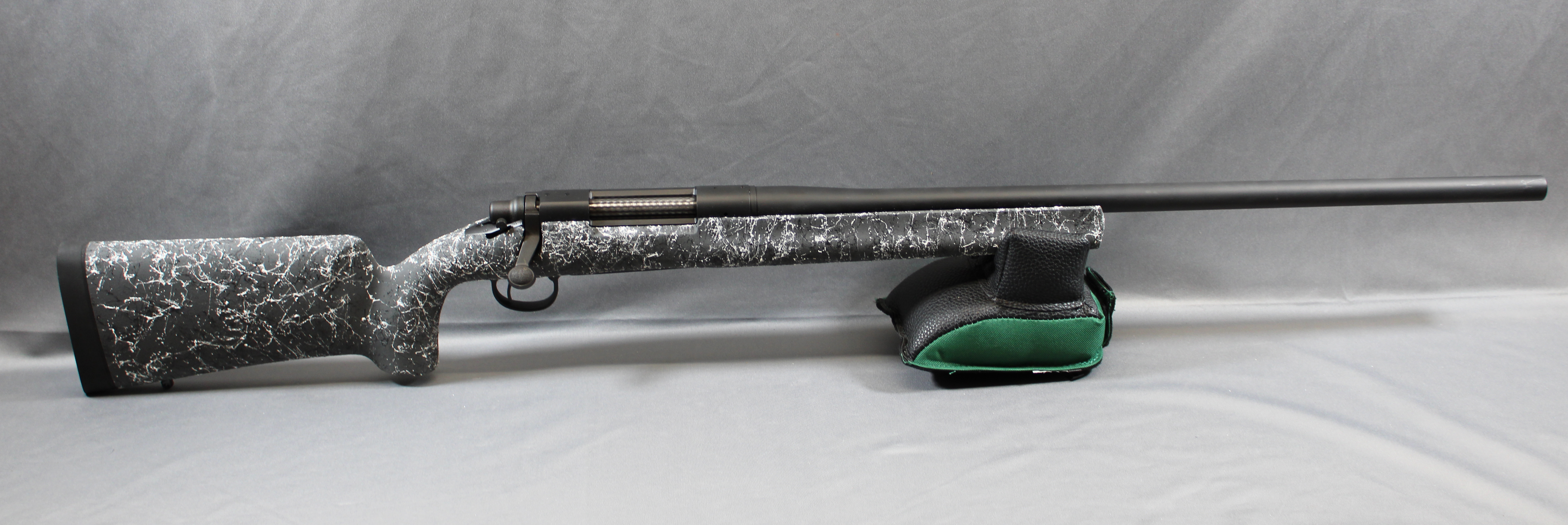 ++REMINGTON MODEL 700 .300 WINCH - Remington