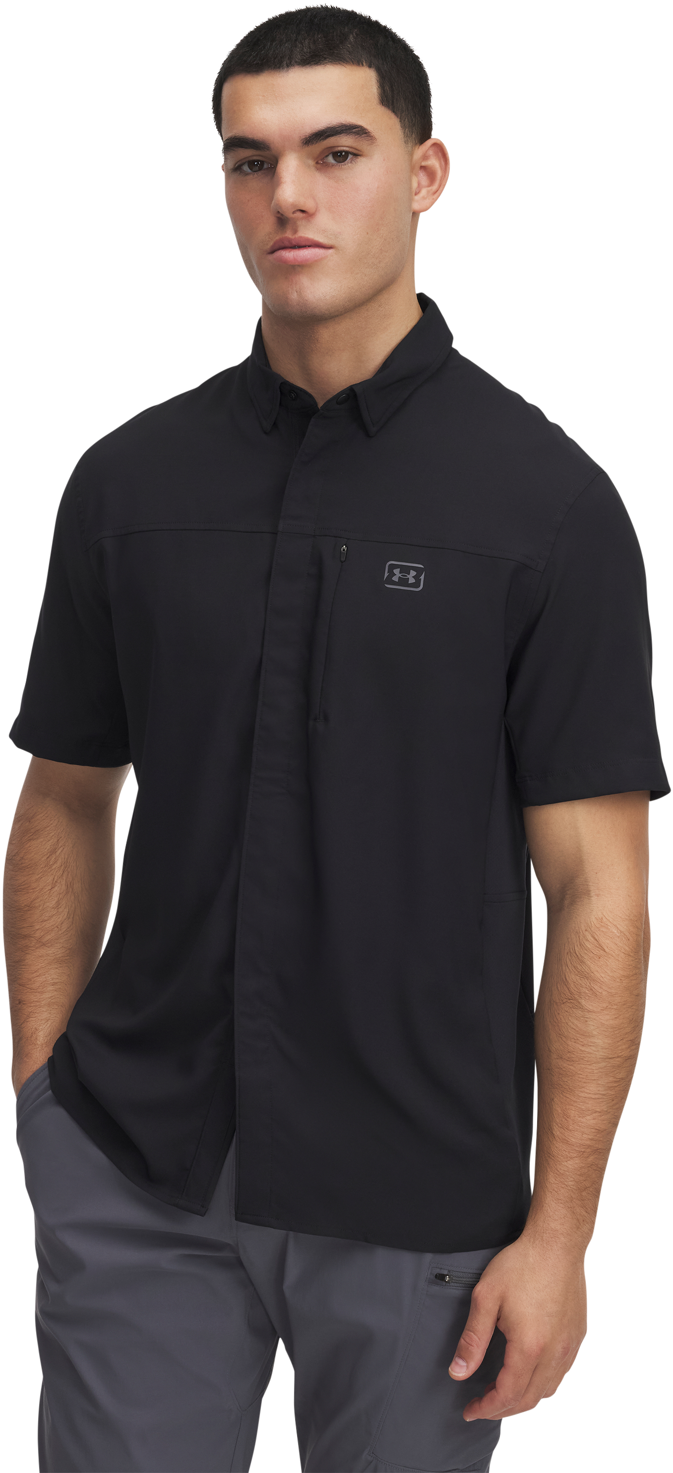 Image of Under Armour Shorebreak Hybrid Woven Short-Sleeve Button-Down Shirt - Black - L