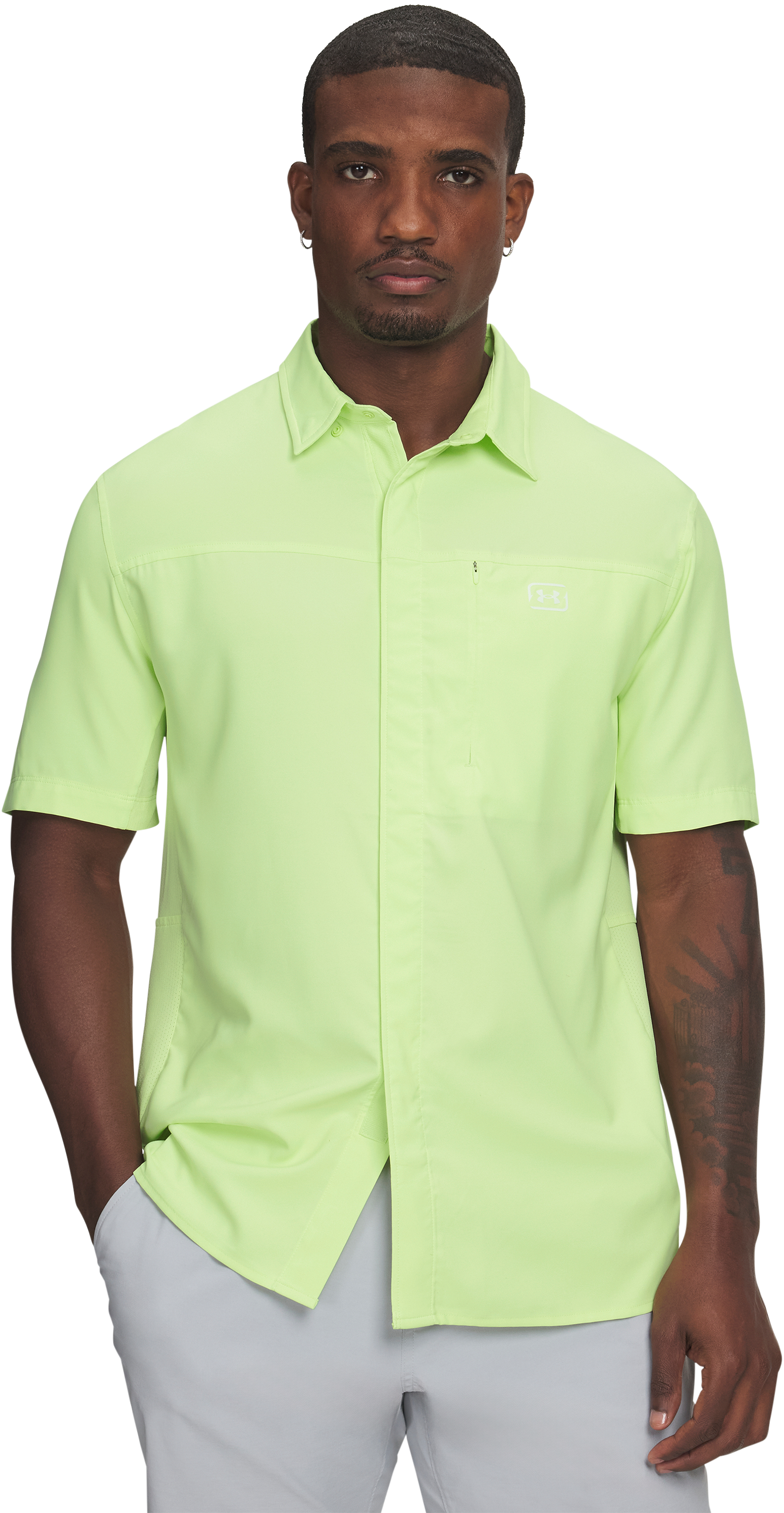 Image of Under Armour Shorebreak Hybrid Woven Short-Sleeve Button-Down Shirt - Fade Green