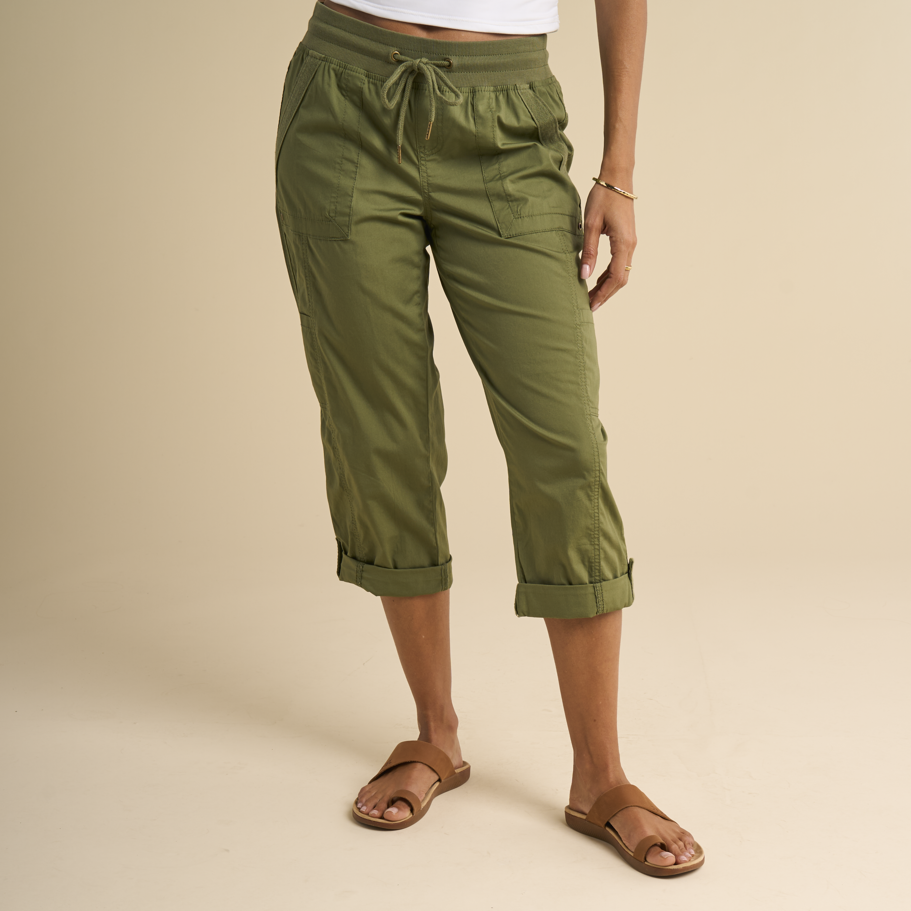 Image of Natural Reflections Honey Creek Capris - Olivine