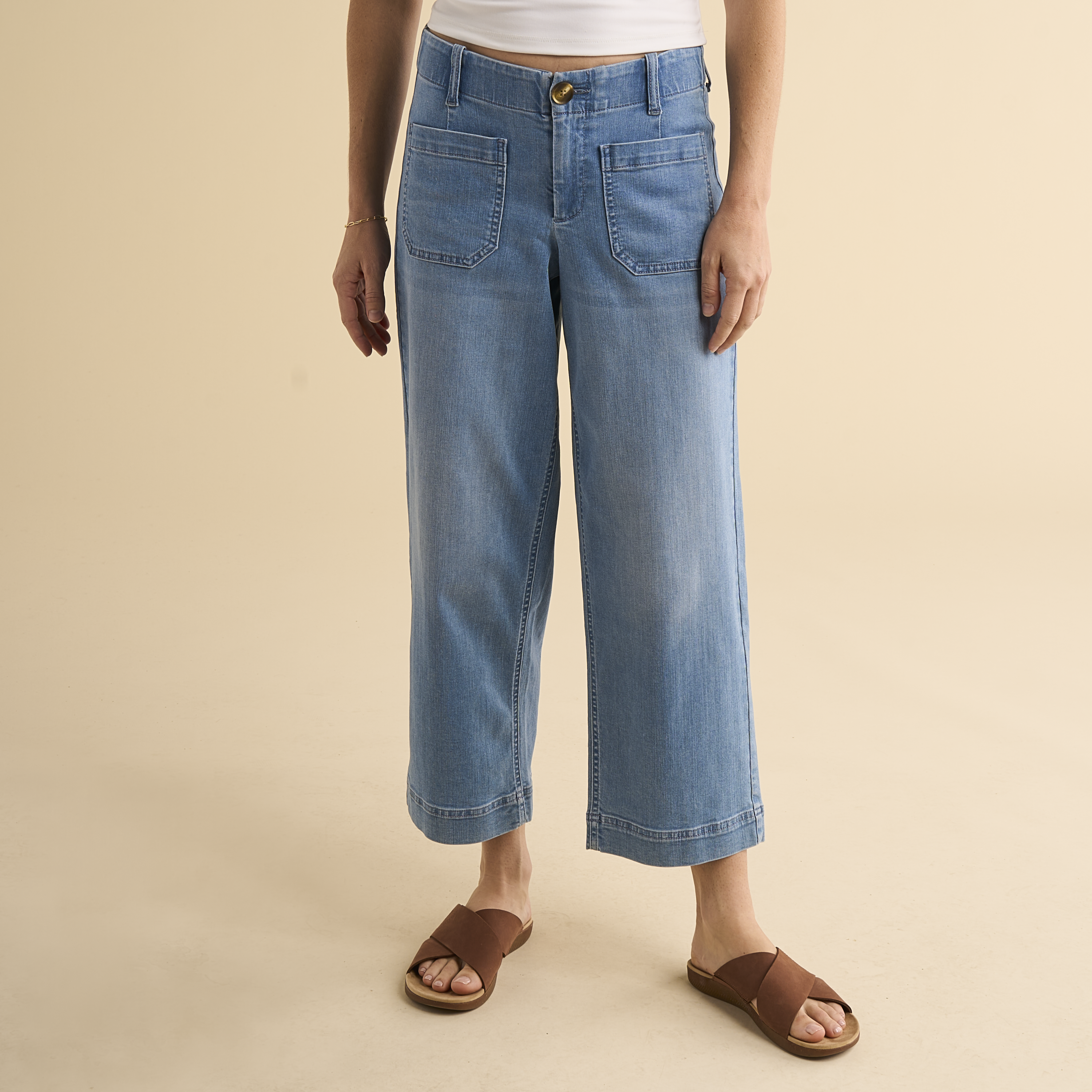 Image of Natural Reflections Driftwood Cropped Pants - Lightwash Denim