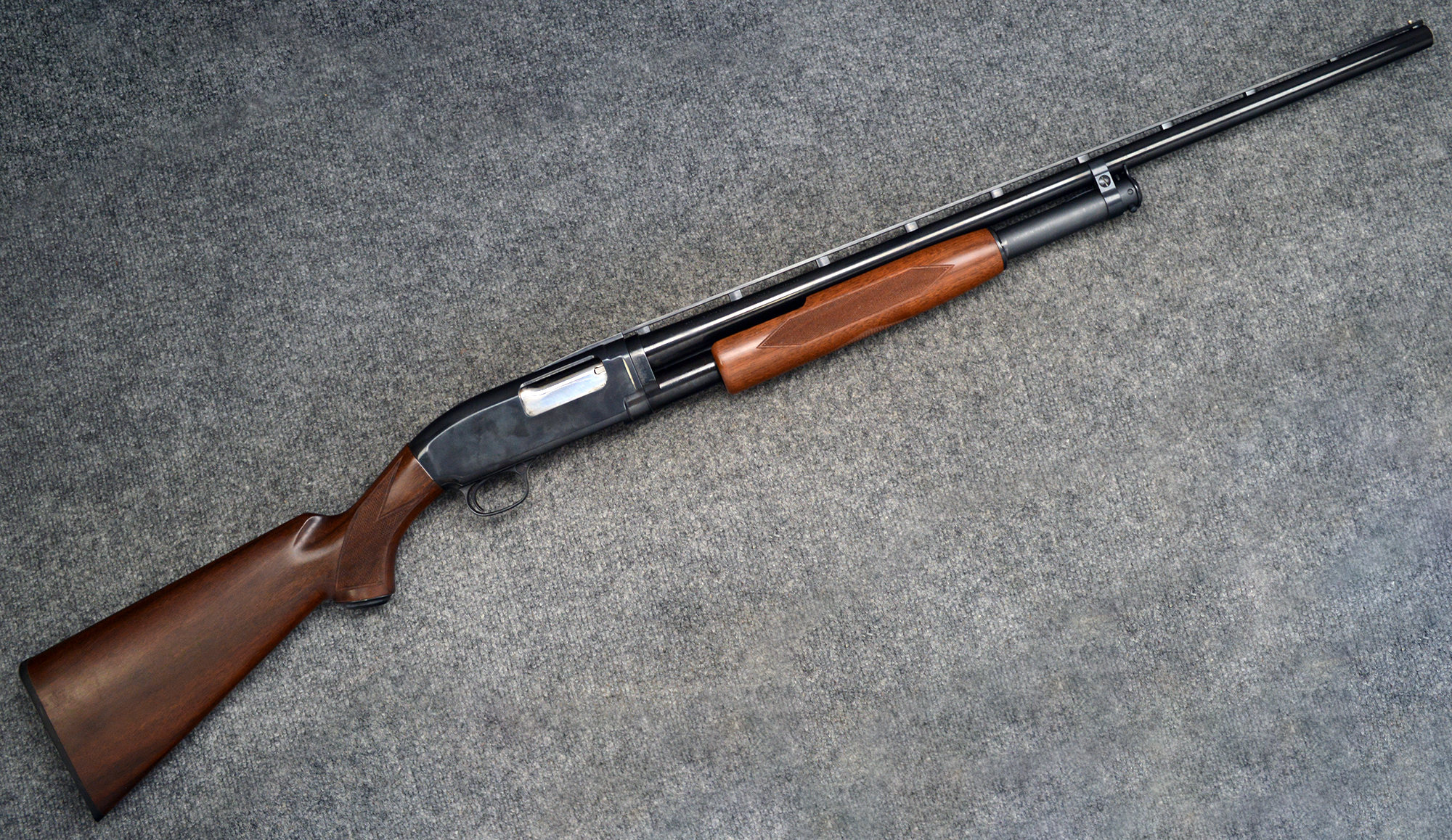 Browning ~ 12 ~ 20 Ga - Browning