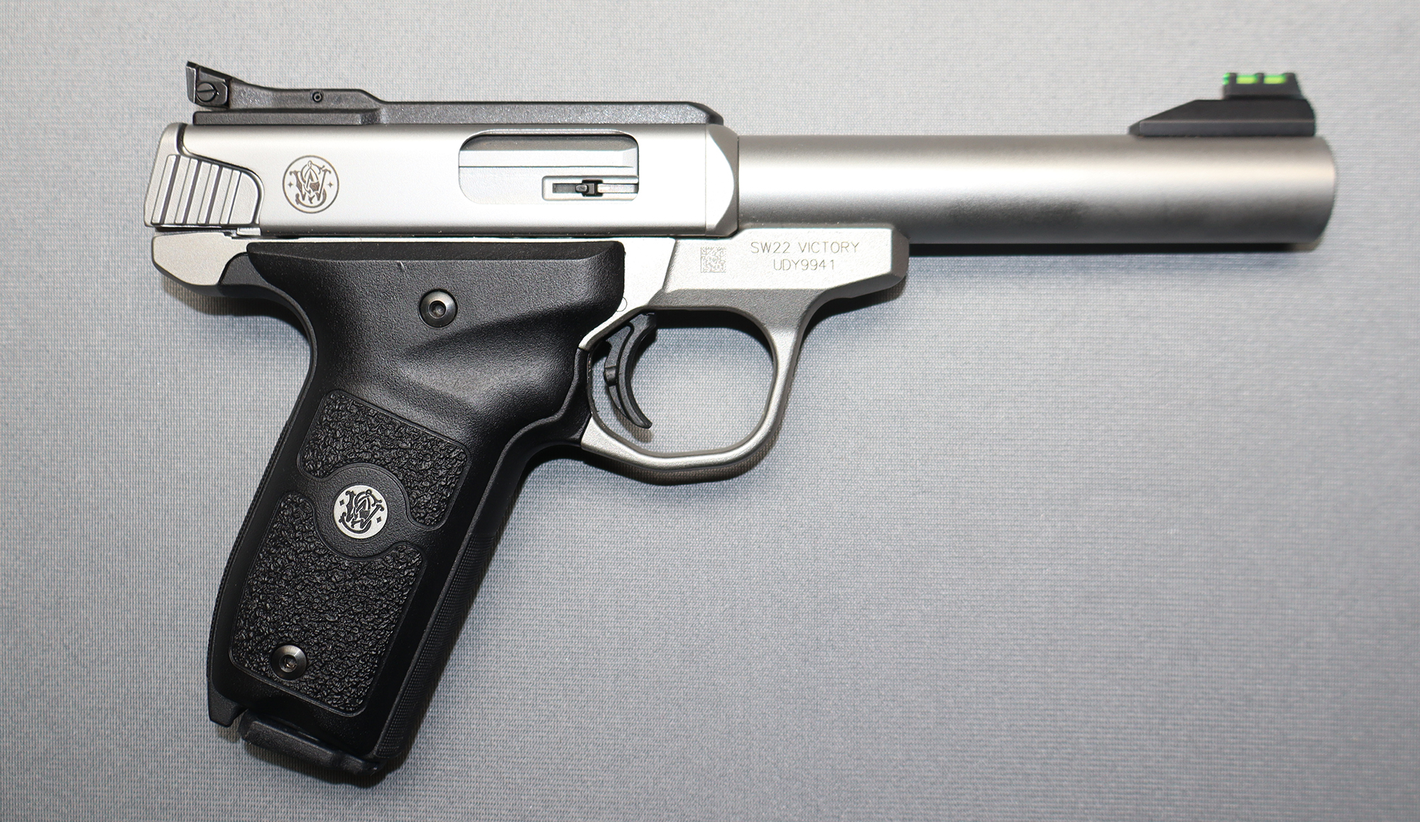 Image of Smith & Wesson ~ SW22 Victory ~ .22 Long Rifle