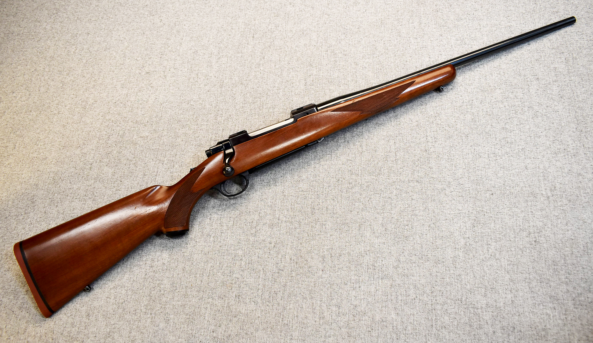 Image of Ruger ~ Model 77 ~ .30-06 Spr.