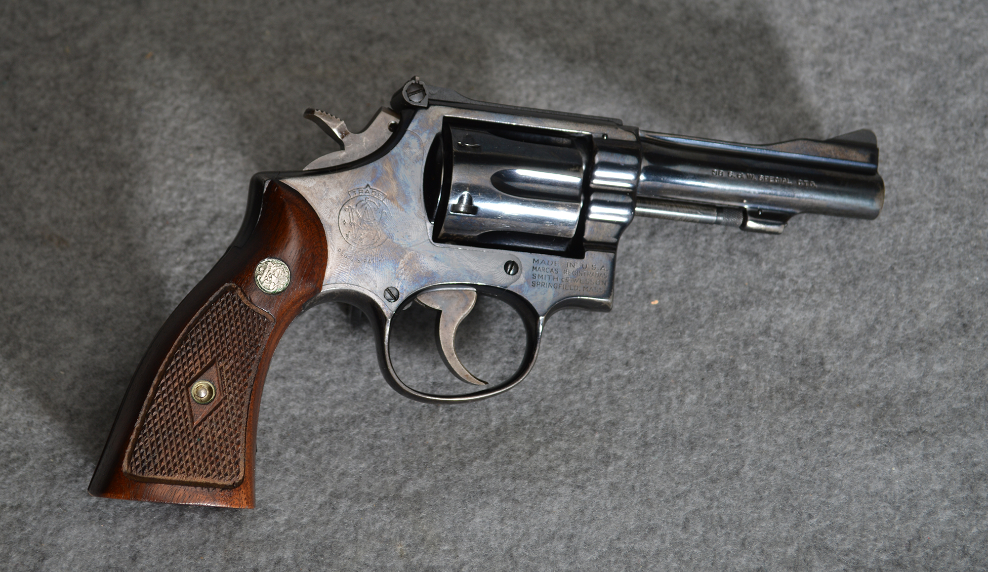 Image of Smith & Wesson ~ 15-2 ~ 38 S&W Special