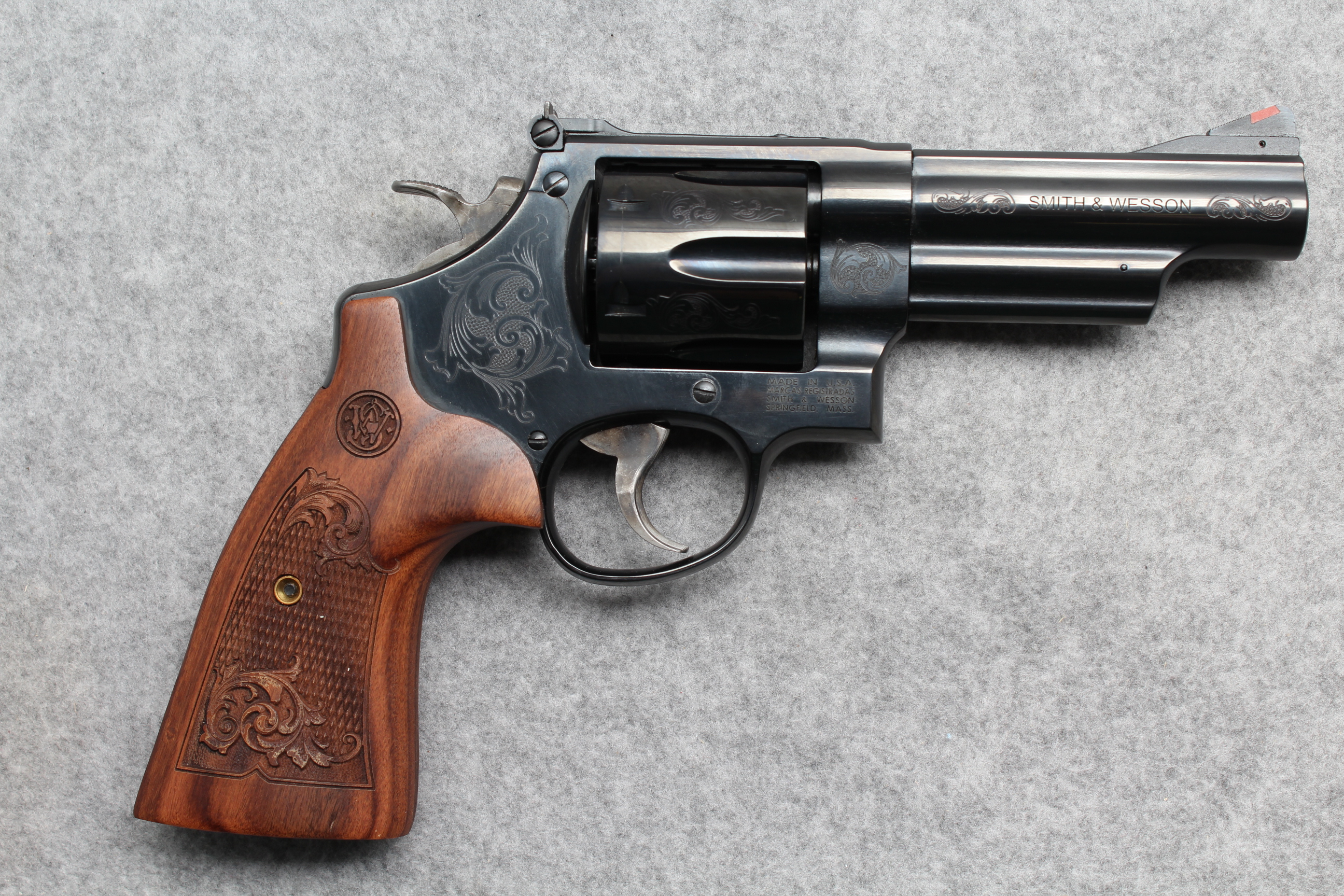 Image of Smith & Wesson ~ 29-10 ~ .44 Magnum