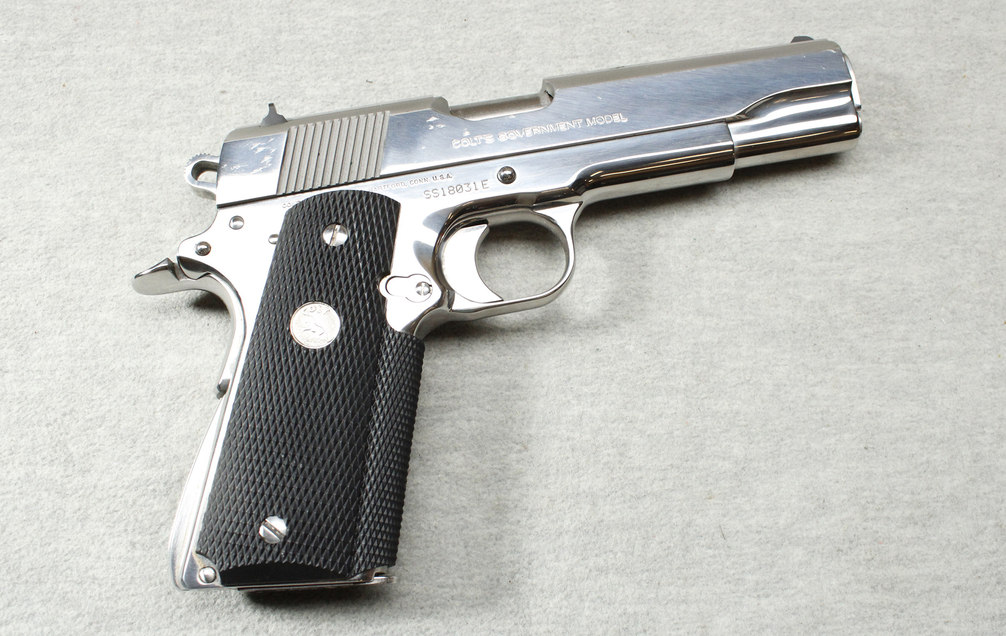 ++COLT GOVERNMENT .45 AUTO - Colt