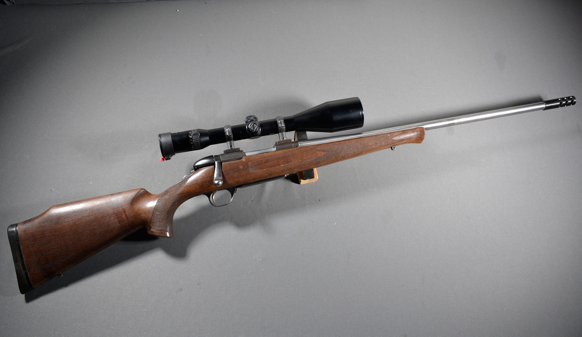 Image of Browning ~ Bolt ~ 22-250 Remington