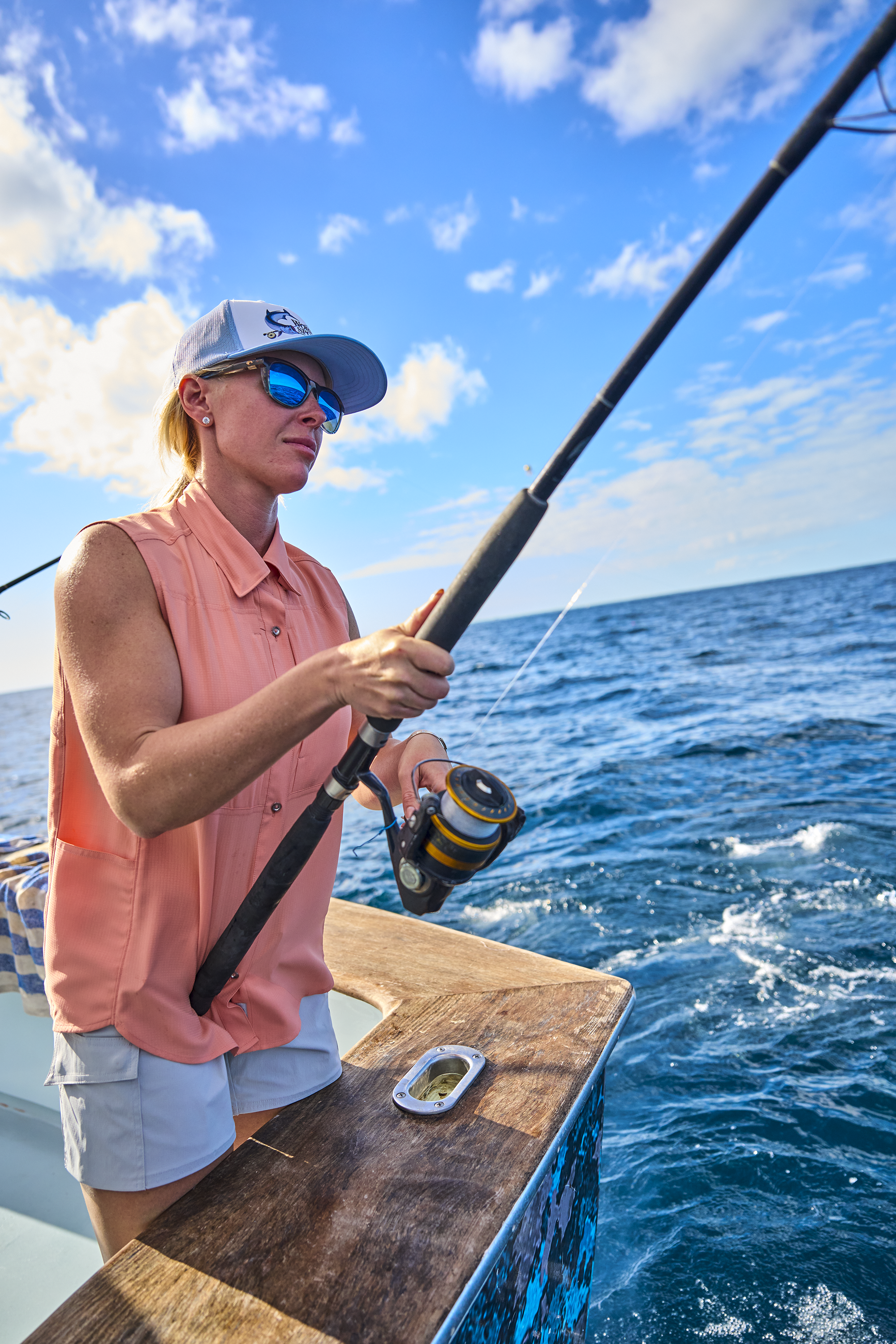 Image of World Wide Sportsman Marina Sleeveless Shirt - Taste of Peach