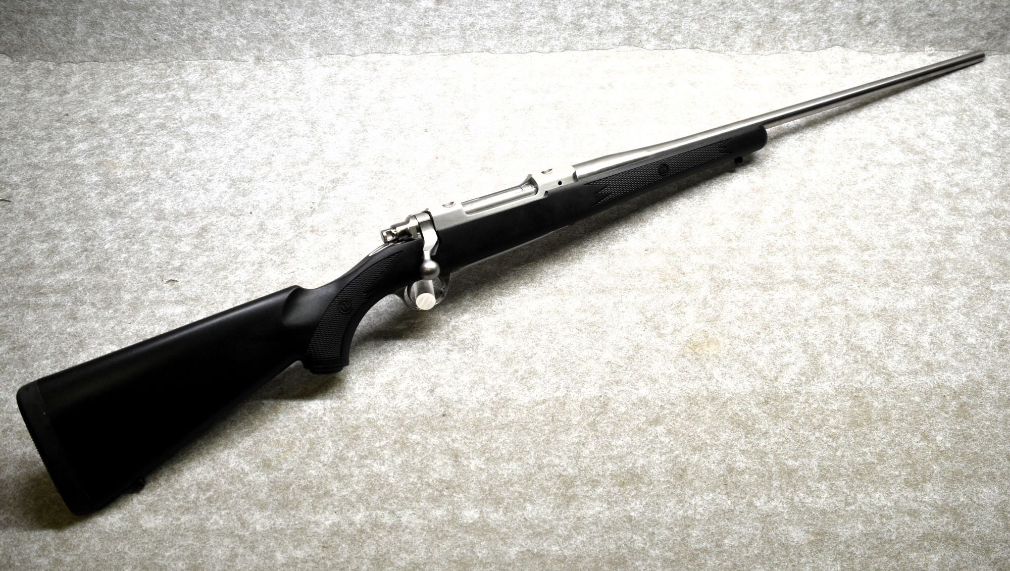 Image of Ruger ~ M77 Mark II ~ 7mm Remington Magnum