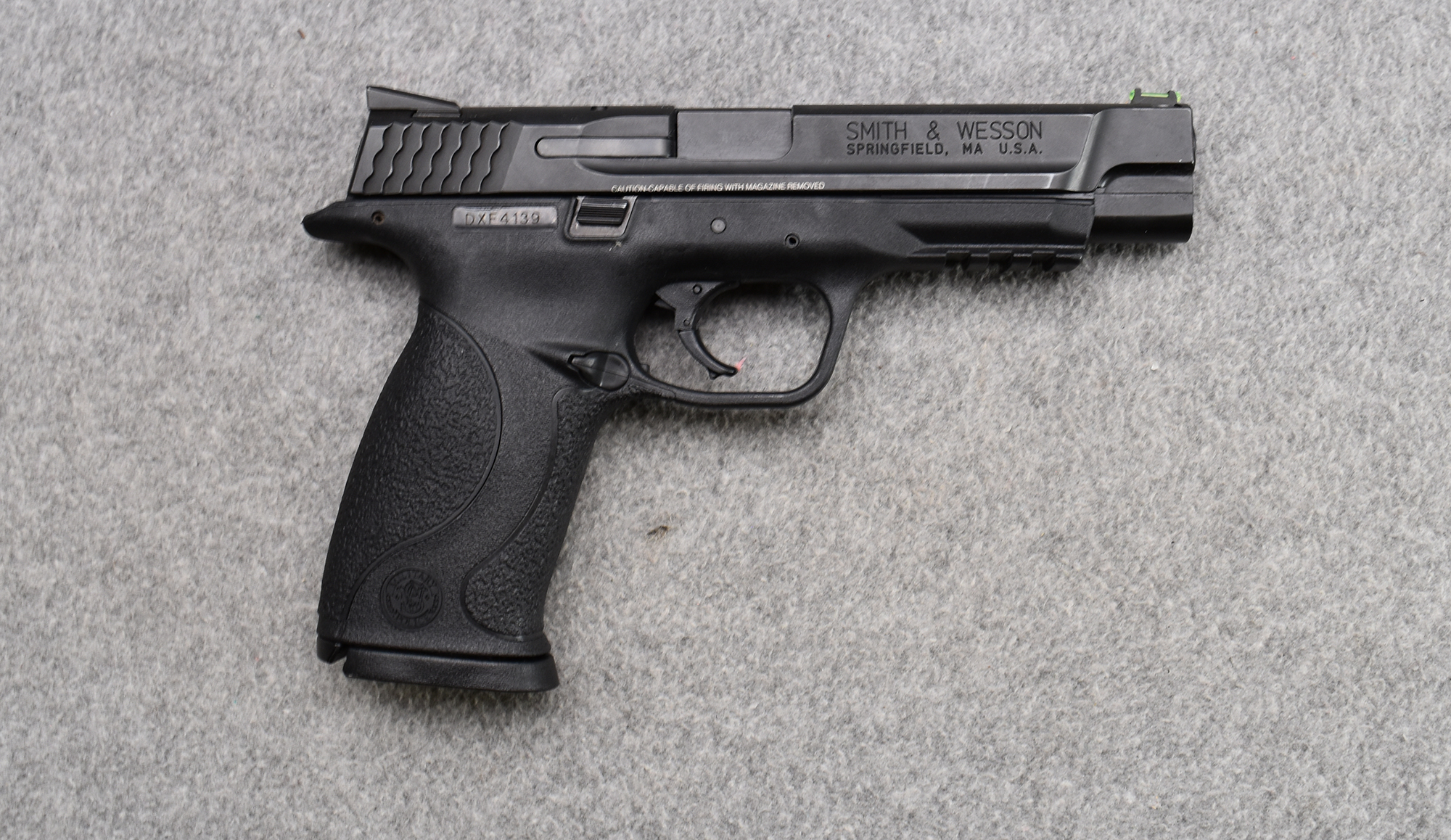 Image of Smith & Wesson ~ M&P 40 Pro Series ~ .40 S&W