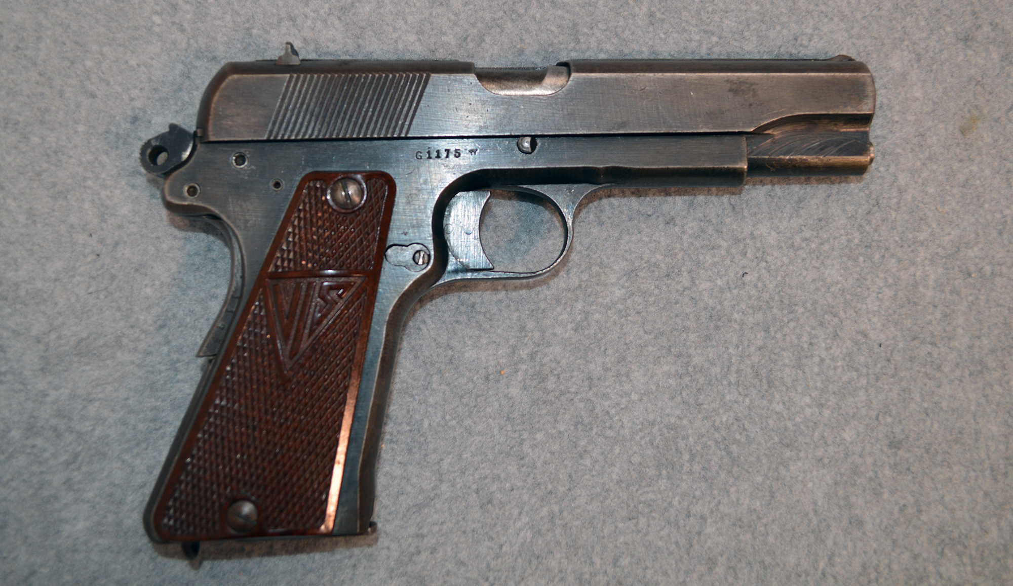 Image of F.B.Radom ~ Vis 35 ~ 9 mm Luger