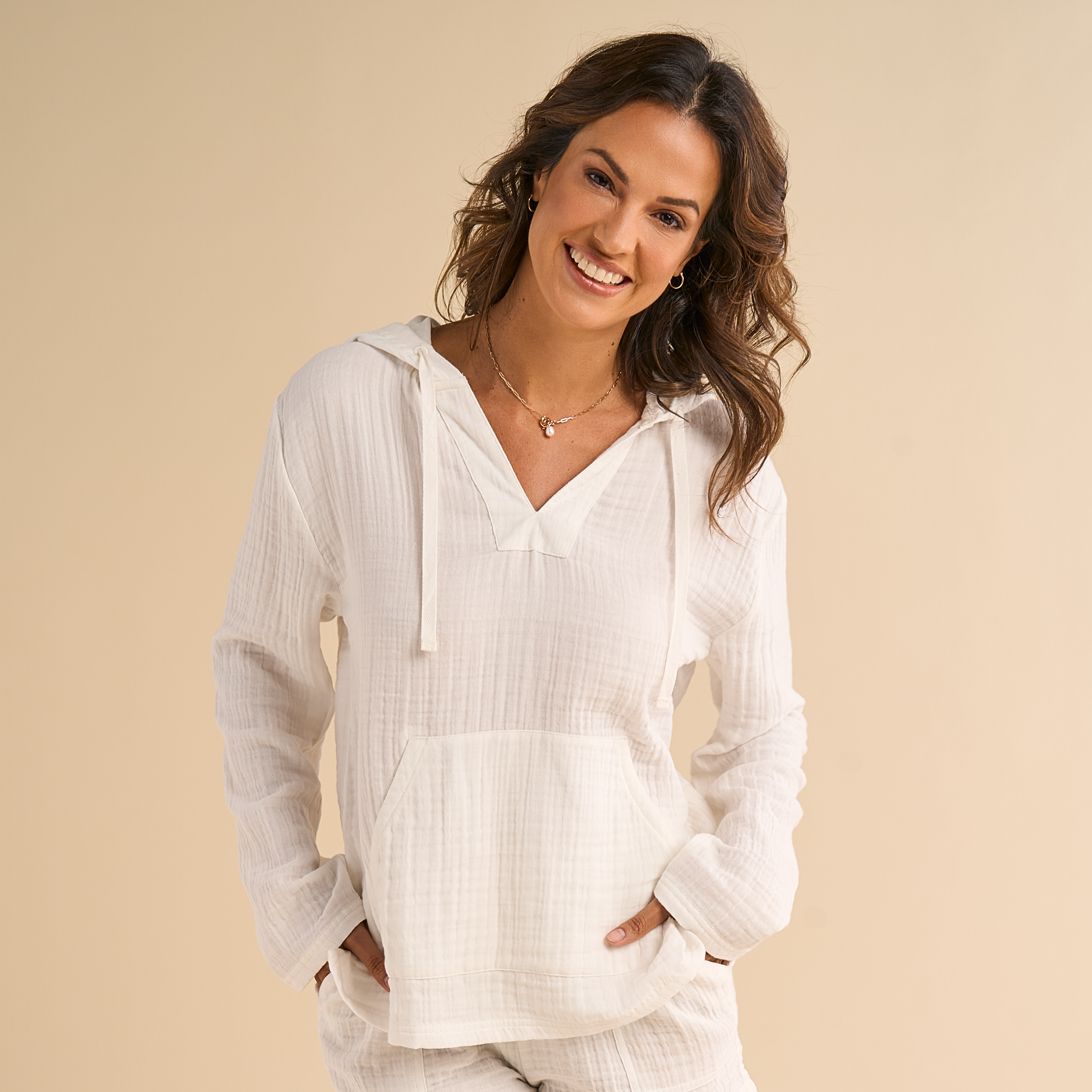 Image of Natural Reflections Double Cloth Baja Hoodie - Cloud Dancer