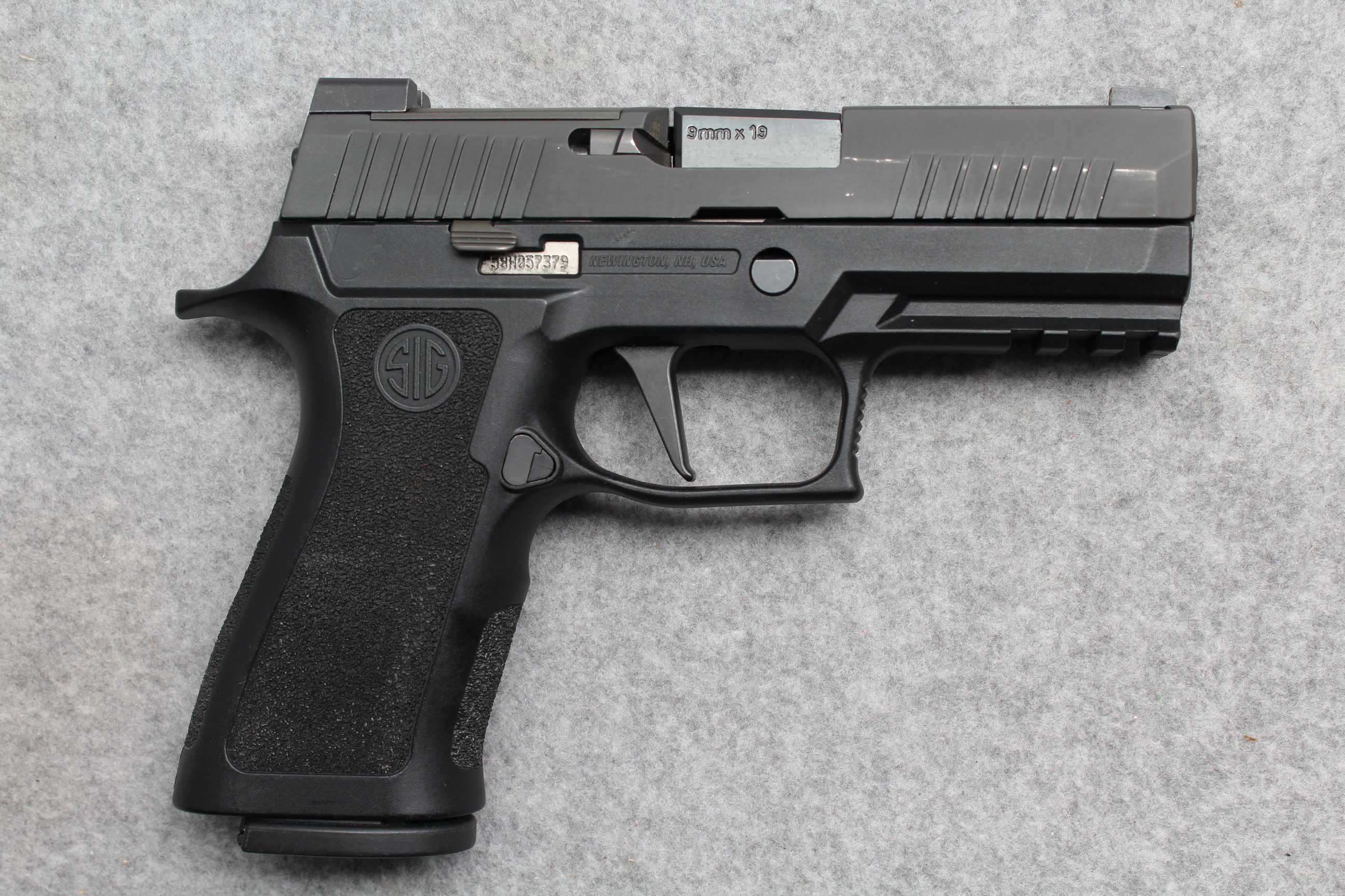 Sig Sauer ~ P320 XCarry ~ 9mm Luger - Bass Pro Shops