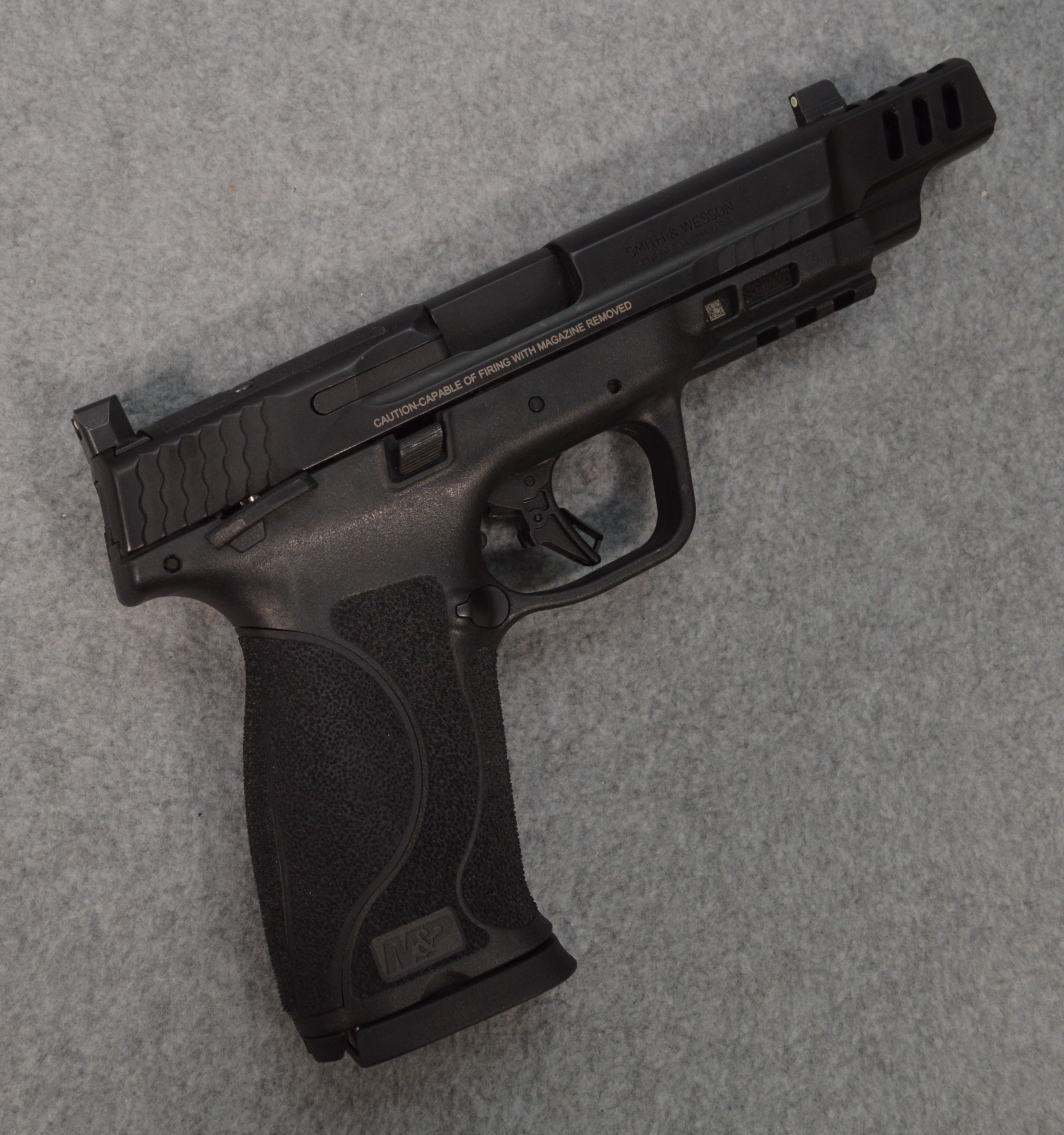 Image of Smith & Wesson ~ M & P 10MM ~ 10MM Auto