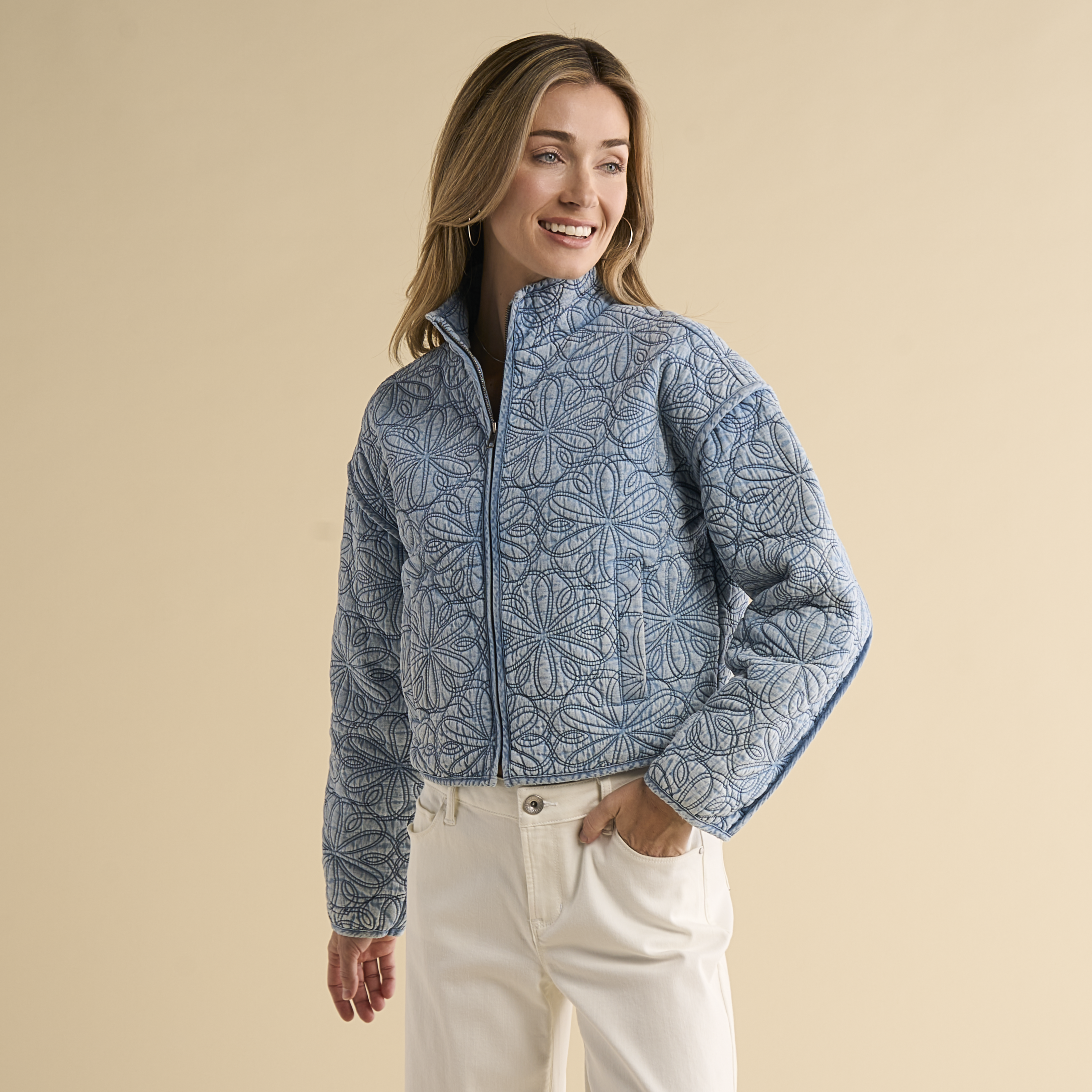 Image of Natural Reflections Quilted Jacket - Light Wash - M