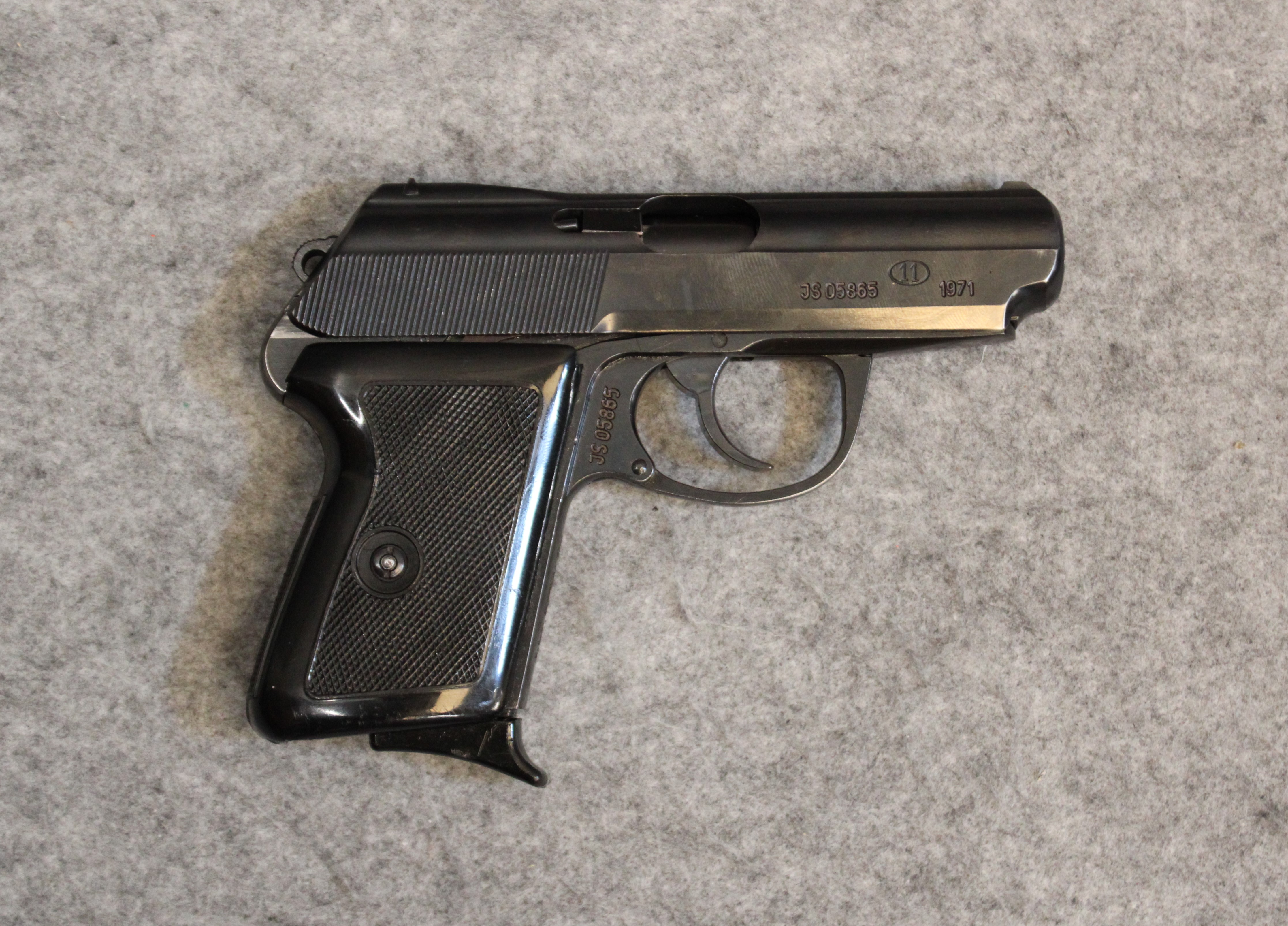 Image of F. B. Radom ~ P-64 ~ 9mm Makarov
