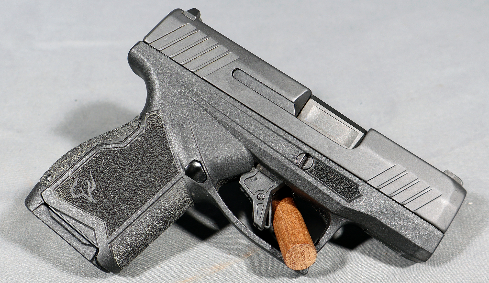 Taurus ~ GX4 ~ 9MM Luger - Bass Pro Shops