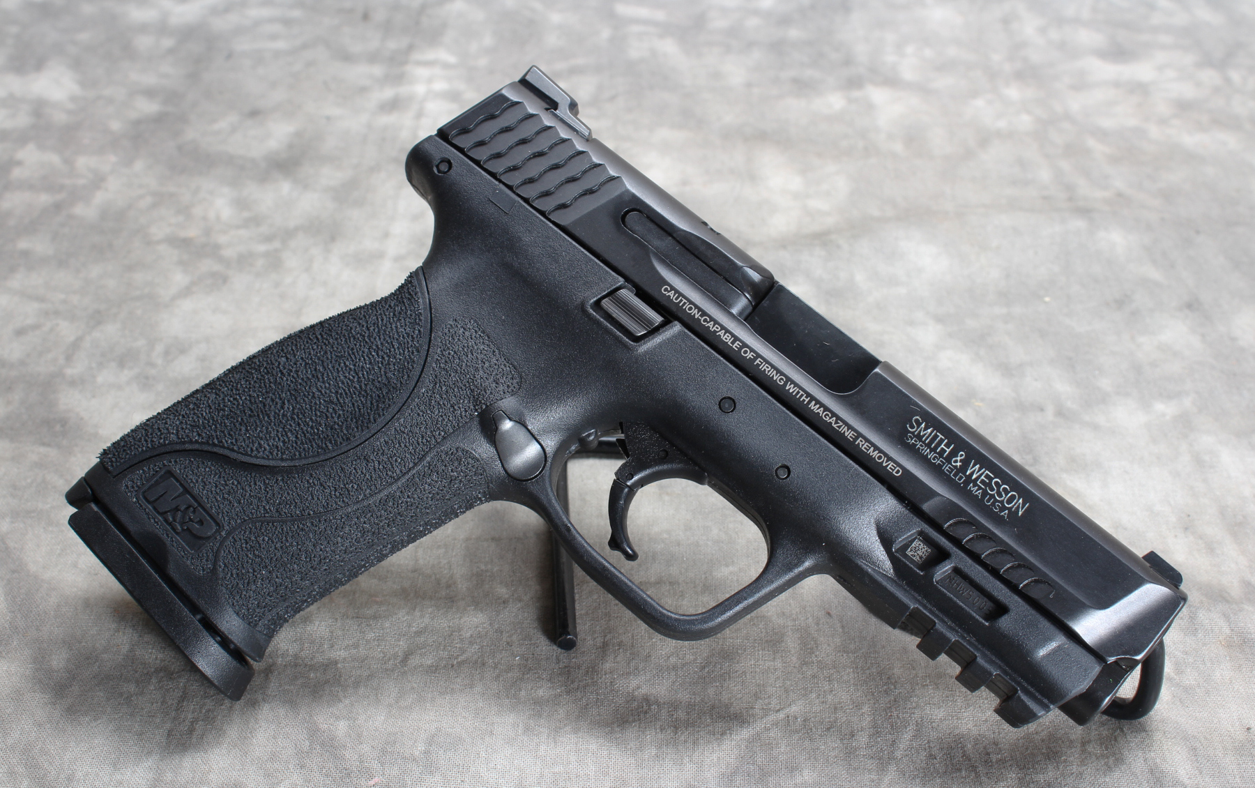 Image of Smith & Wesson~ M&P 40 2.0~ .40 S&W