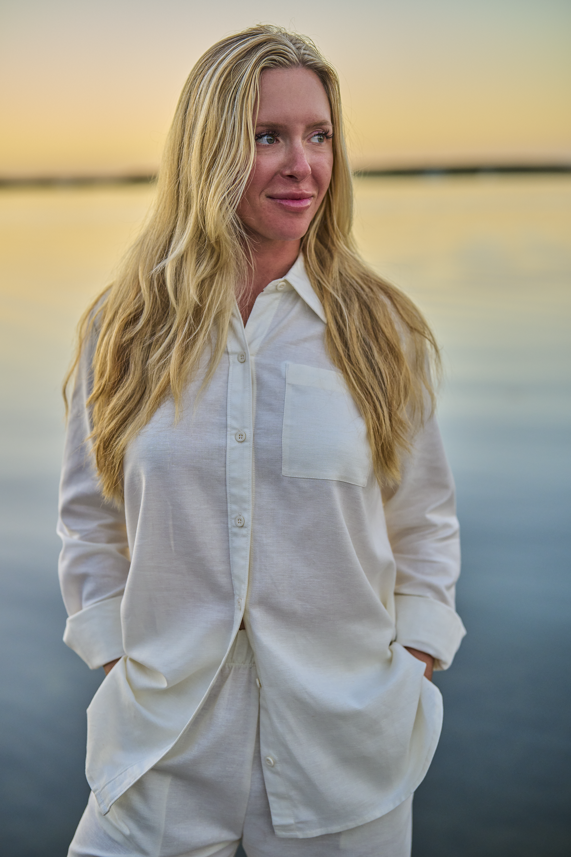 Image of World Wide Sportsman Bonita Springs Woven Button-Down Long-Sleeve Shirt - Egret