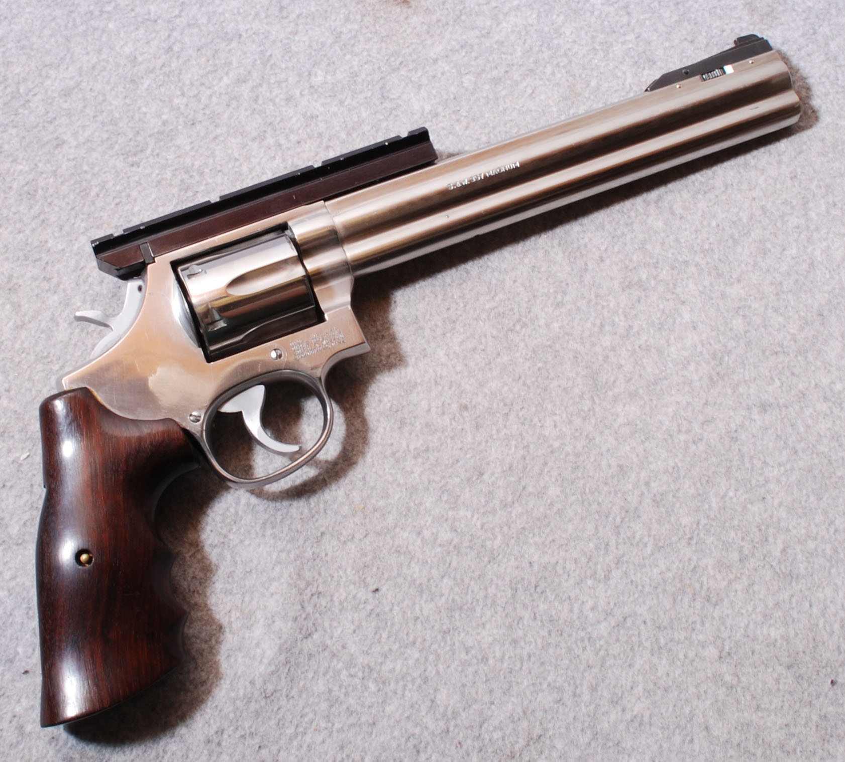 Image of Smith & Wesson ~ 686 ~ .357 Magnum