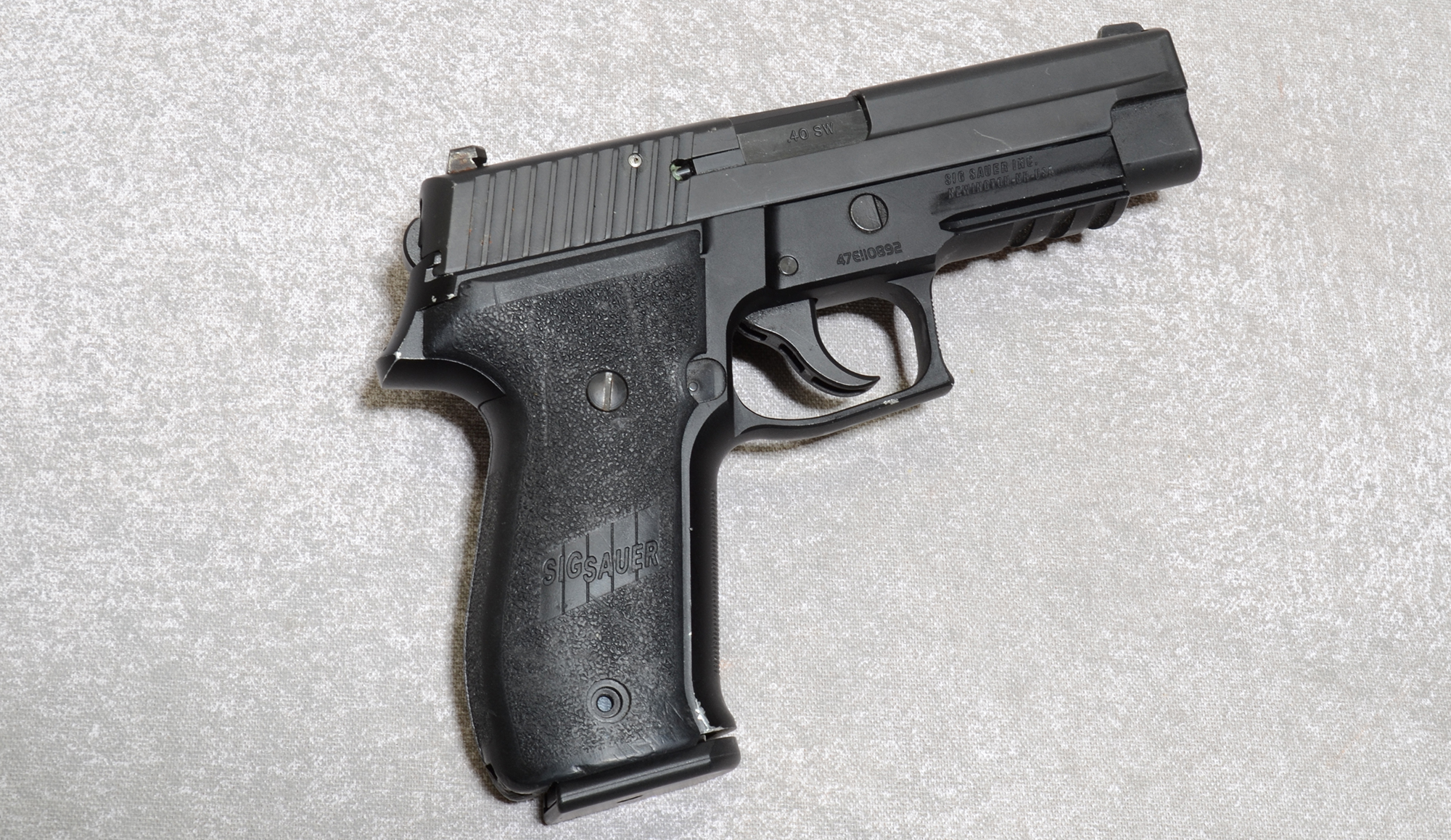 Image of Sig Sauer P226 Pistol, .40 S&W, 4 3/8 Inch Barrel, 2 lbs.