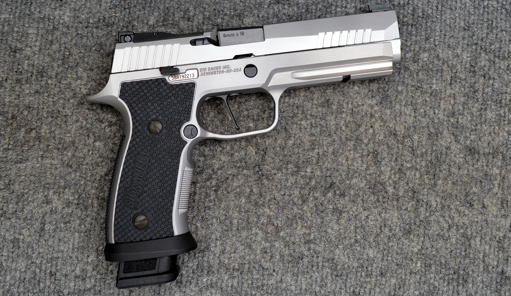Image of SIG Sauer ~ P320-XFIVE SXG ~ 9x19
