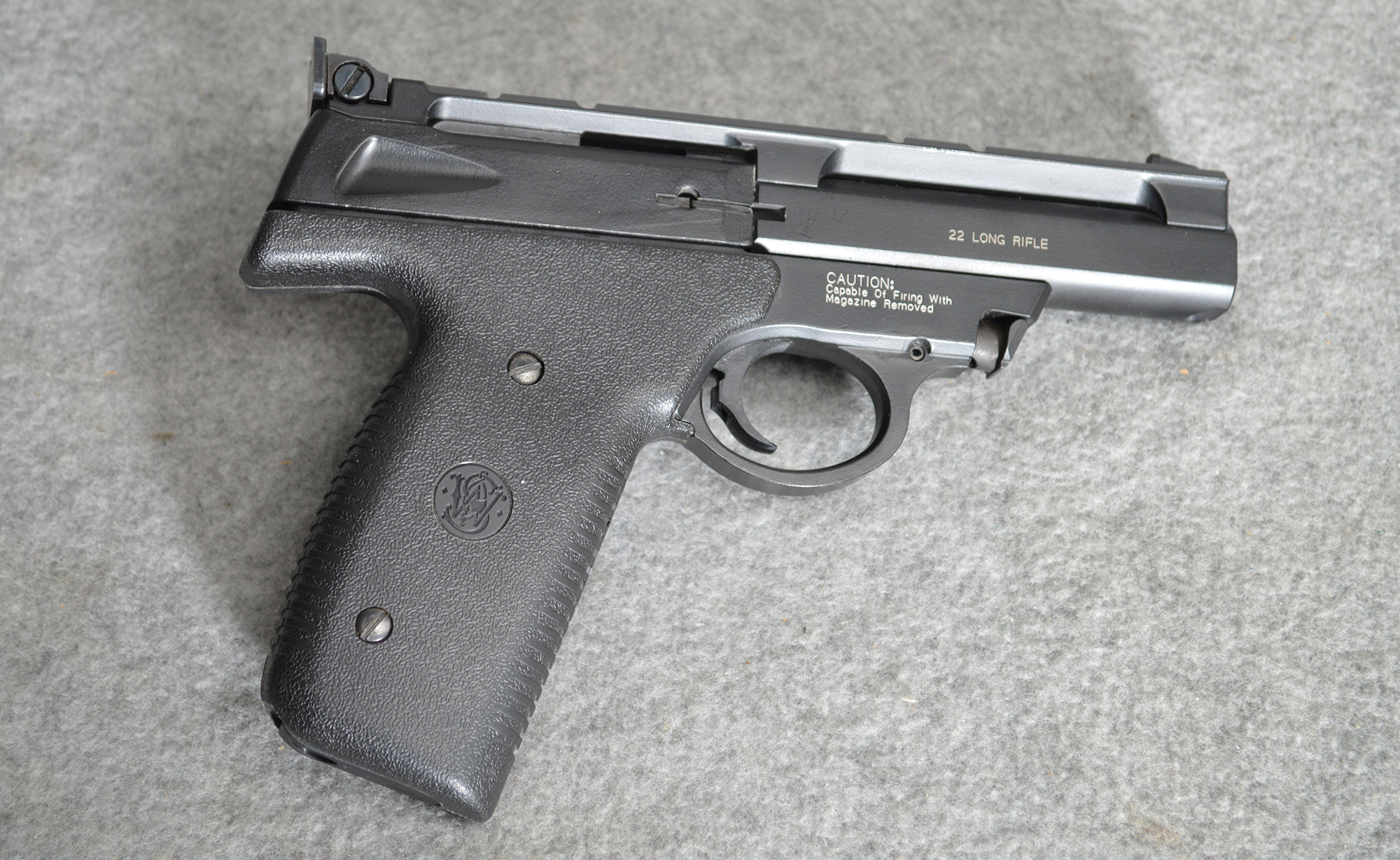 Image of Smith & Wesson ~ 22 A ~ 22 Long Rifle