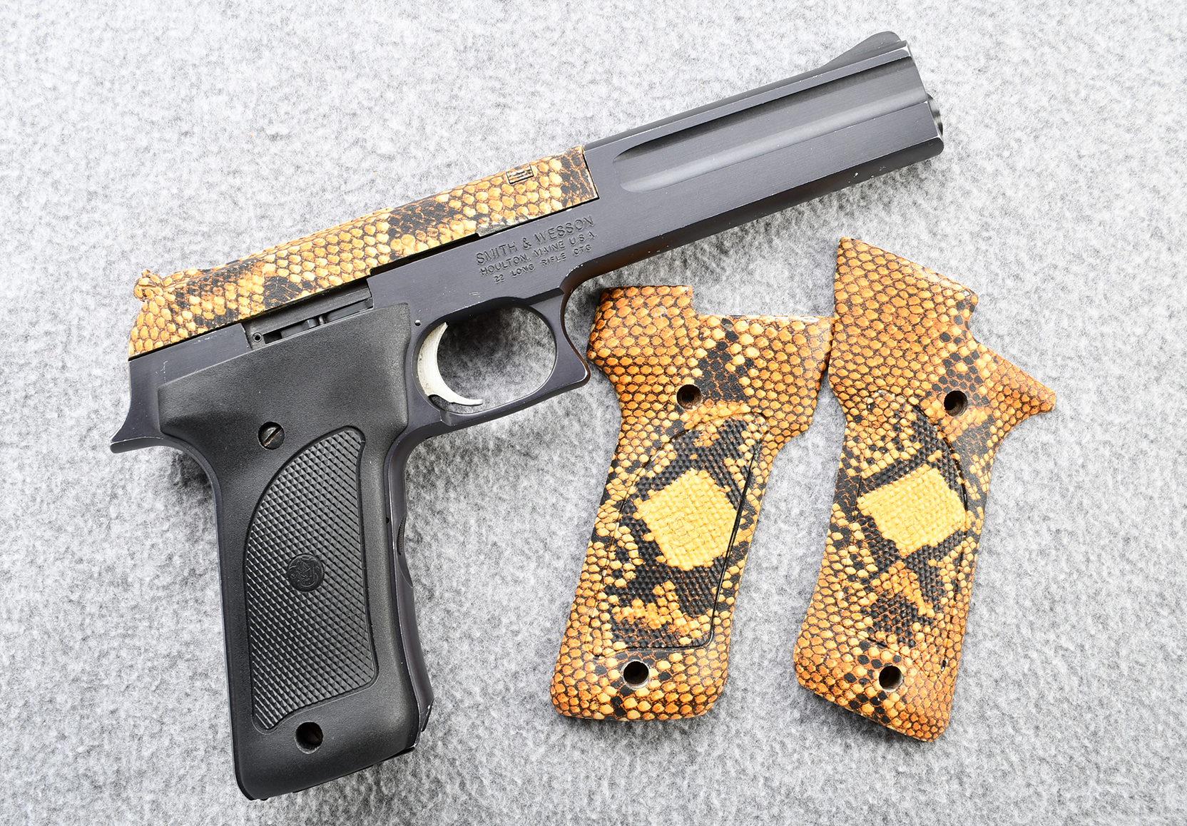 Smith &Wesson ~ 422 ~ .22 Lr - Smith & Wesson